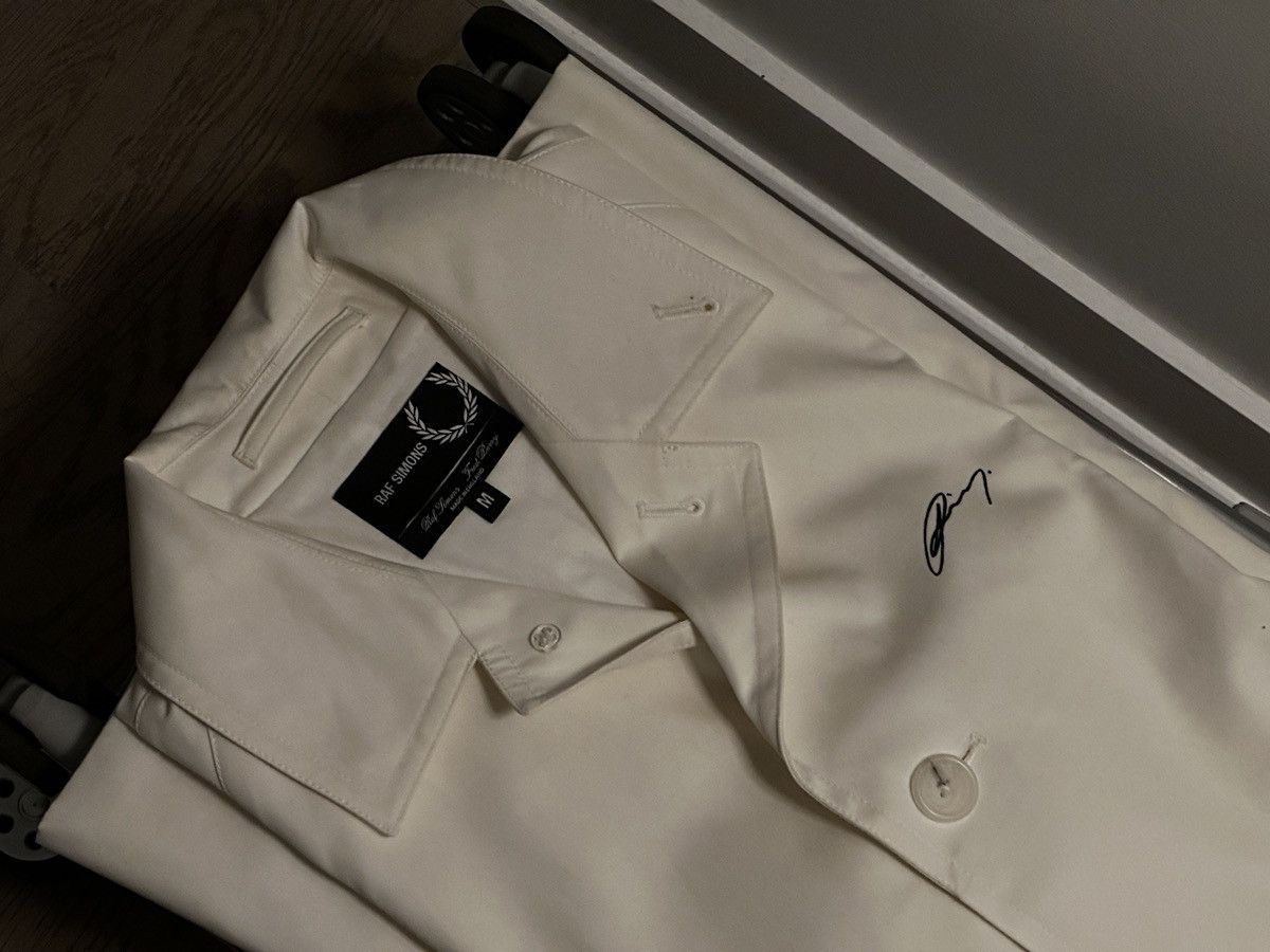 Fred Perry × Raf Simons Raf Simons x Fred Perry White Coat Size US M / EU 48-50 / 2 - 1 Thumbnail