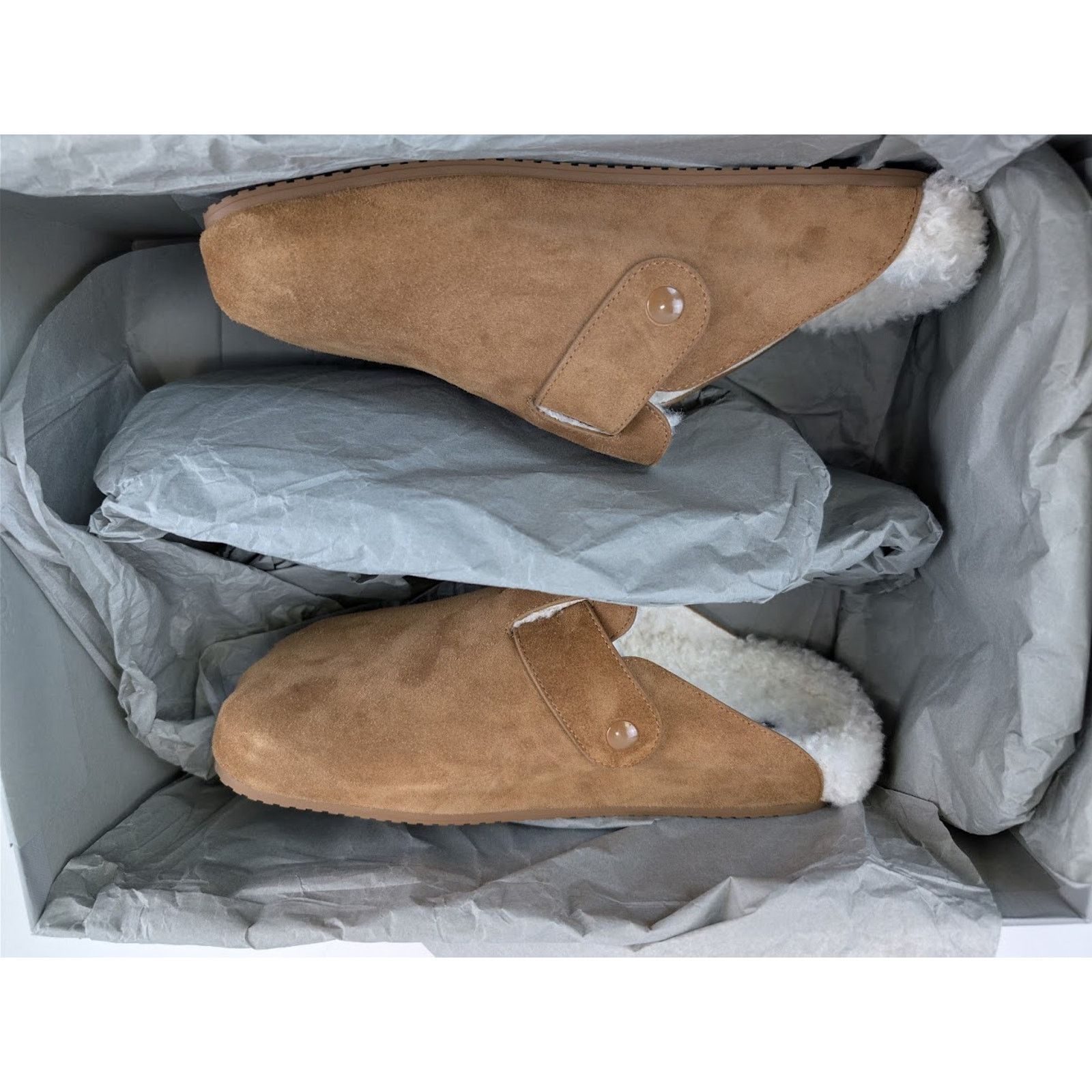Balenciaga o1rshd1 Suede Shearling Sunday Mules in Beige/Off White Size US 9 / EU 42 - 16 Thumbnail