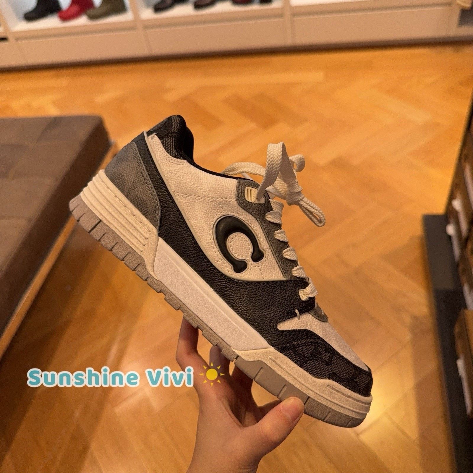 Coach NWT Coach Women's Soho Sneaker Black/Chalk CDE16 US 7 Size US 7 / EU 40 - 1 Thumbnail