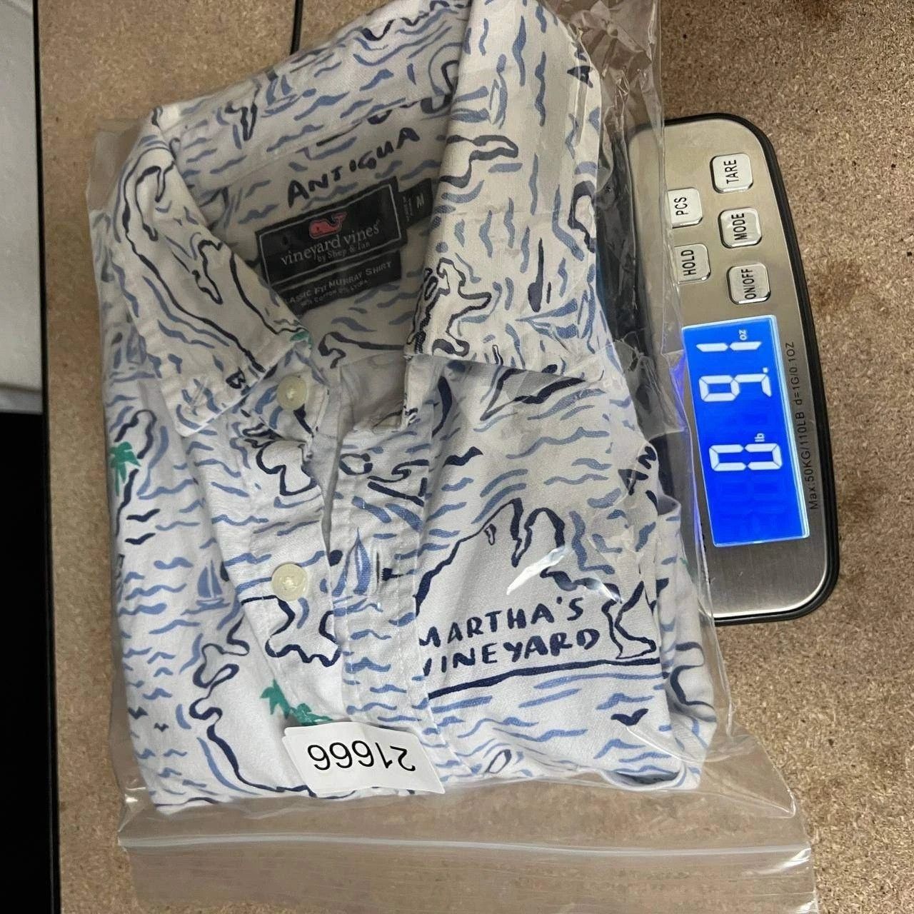 Vineyard Vines Vineyard Vines Button Down Shirt Men White Island Map M Size US M / EU 48-50 / 2 - 7 Thumbnail