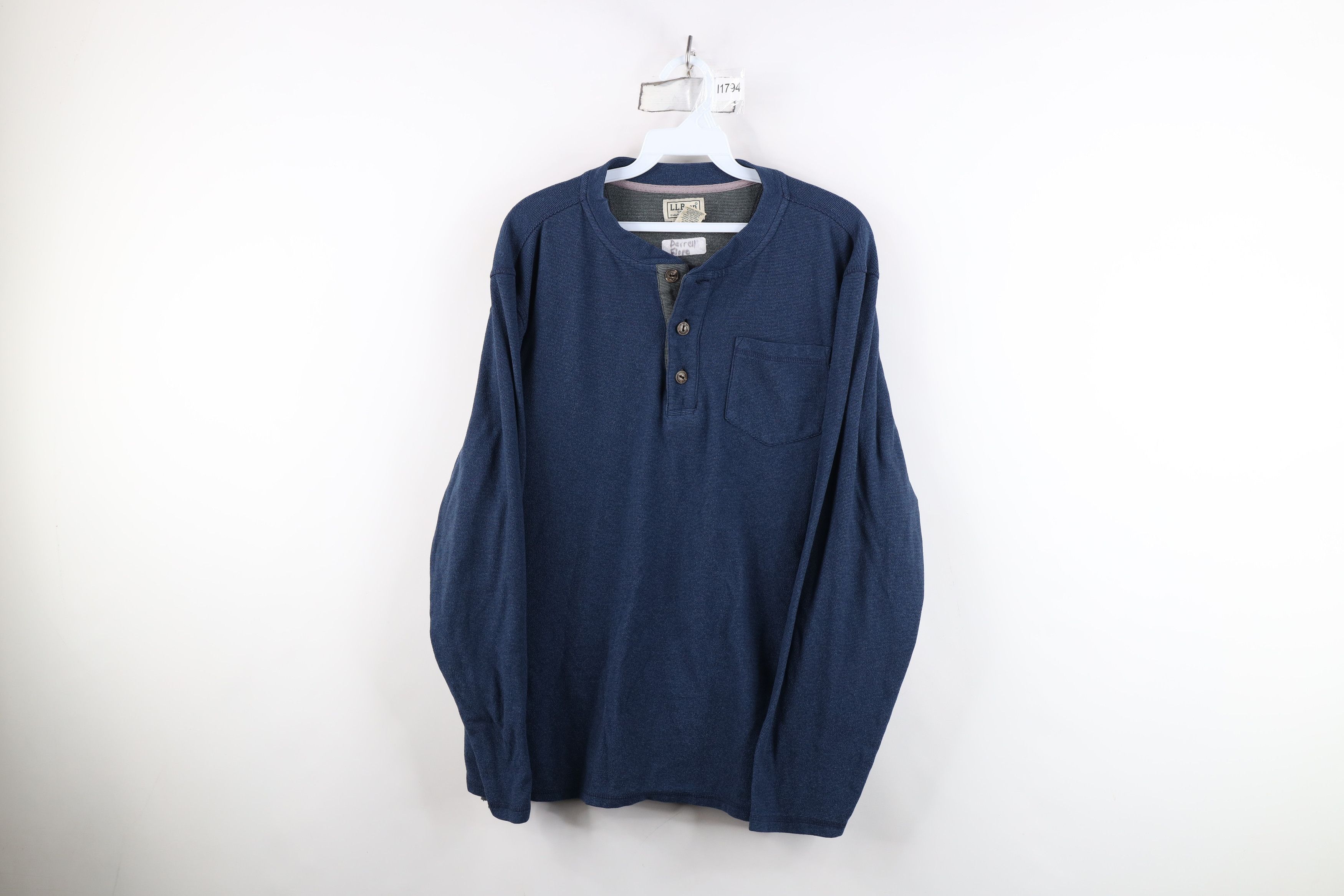 L.L. Bean Vintage LL Bean Fleece Long Sleeve Henley T-Shirt Blue Size US L / EU 52-54 / 3 - 1 Thumbnail