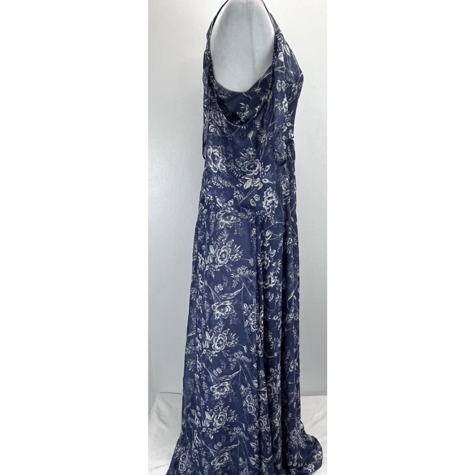 Lulus Lulus Maxi Dress Floral Denim Blue Off-Shoulder Long Sleeve V-Neck Zip Empire Waist Summer Party/Cocktail Women Sz S Size S / US 4 / IT 40 - 4 Thumbnail
