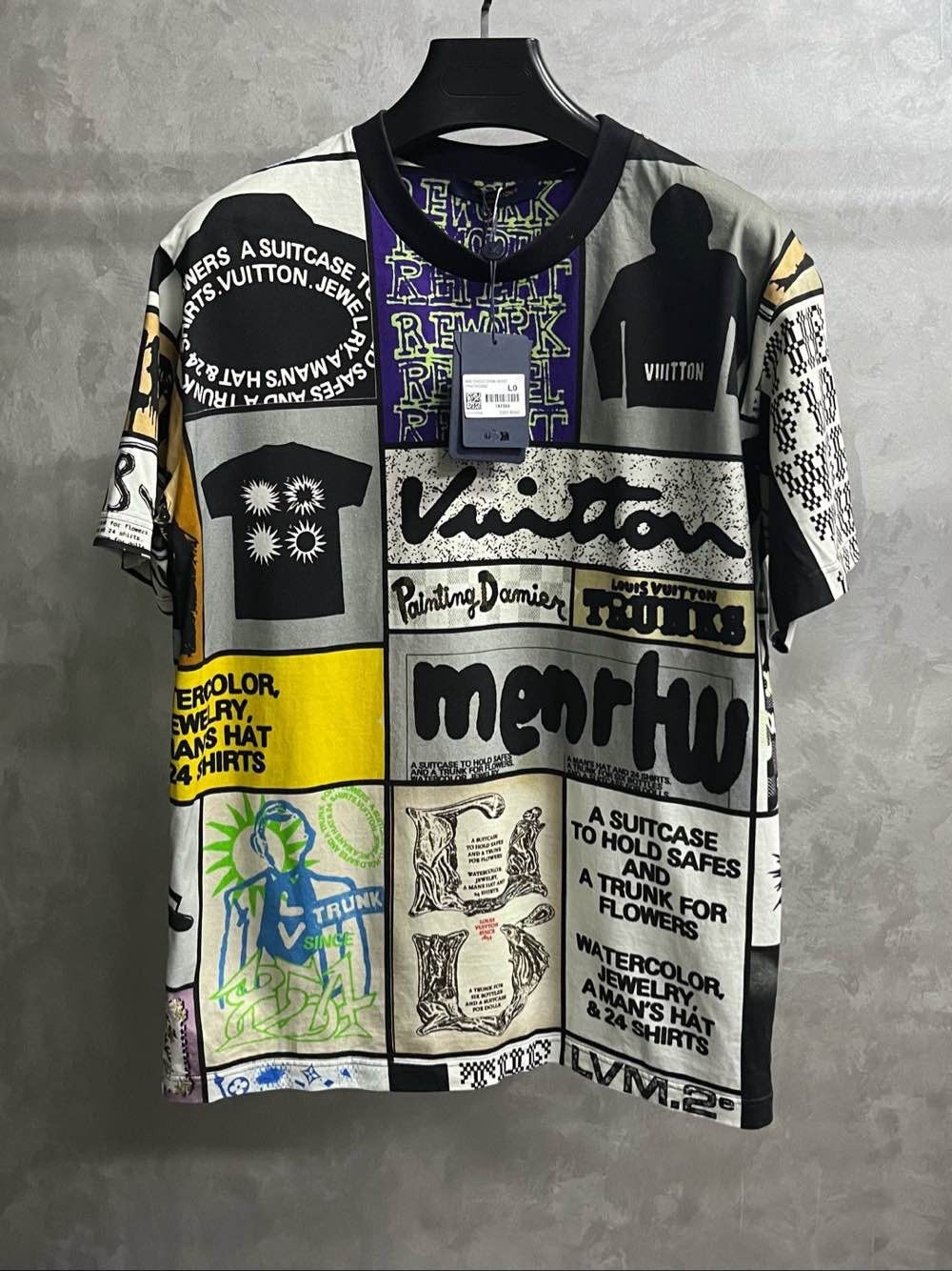 Louis Vuitton Louis Vuitton Graphic Print T-Shirt Size L Size US L / EU 52-54 / 3 - 1 Thumbnail