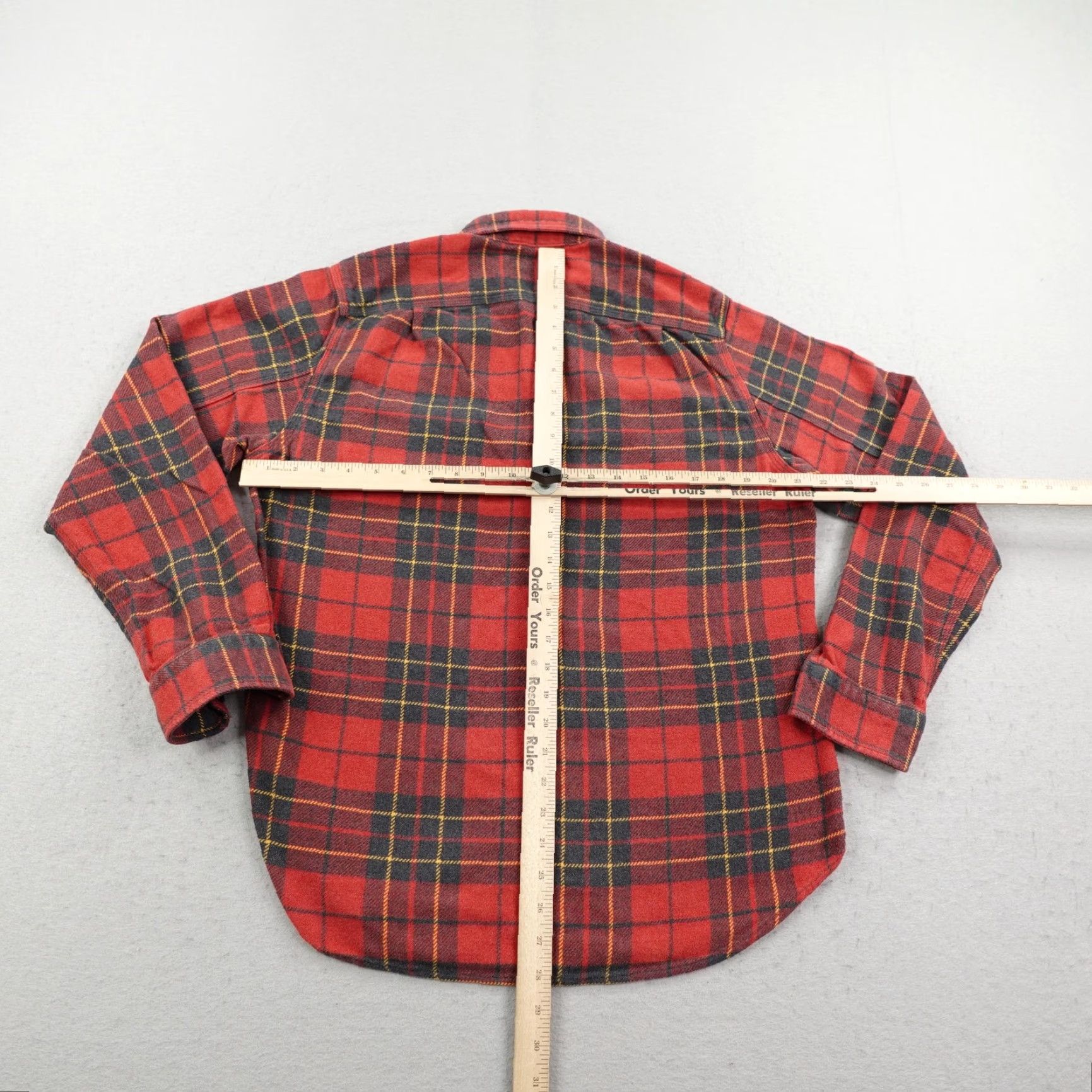 Wallace & Barnes VINTAGE Wallace & Barnes Shirt Mens Medium Red Black Plaid Twill Flannel Utility Work - Button-Up, Long Sleeve, Cotton, Pockets, Casual Workwear Mens Size US M / EU 48-50 / 2 - 4 Thumbnail