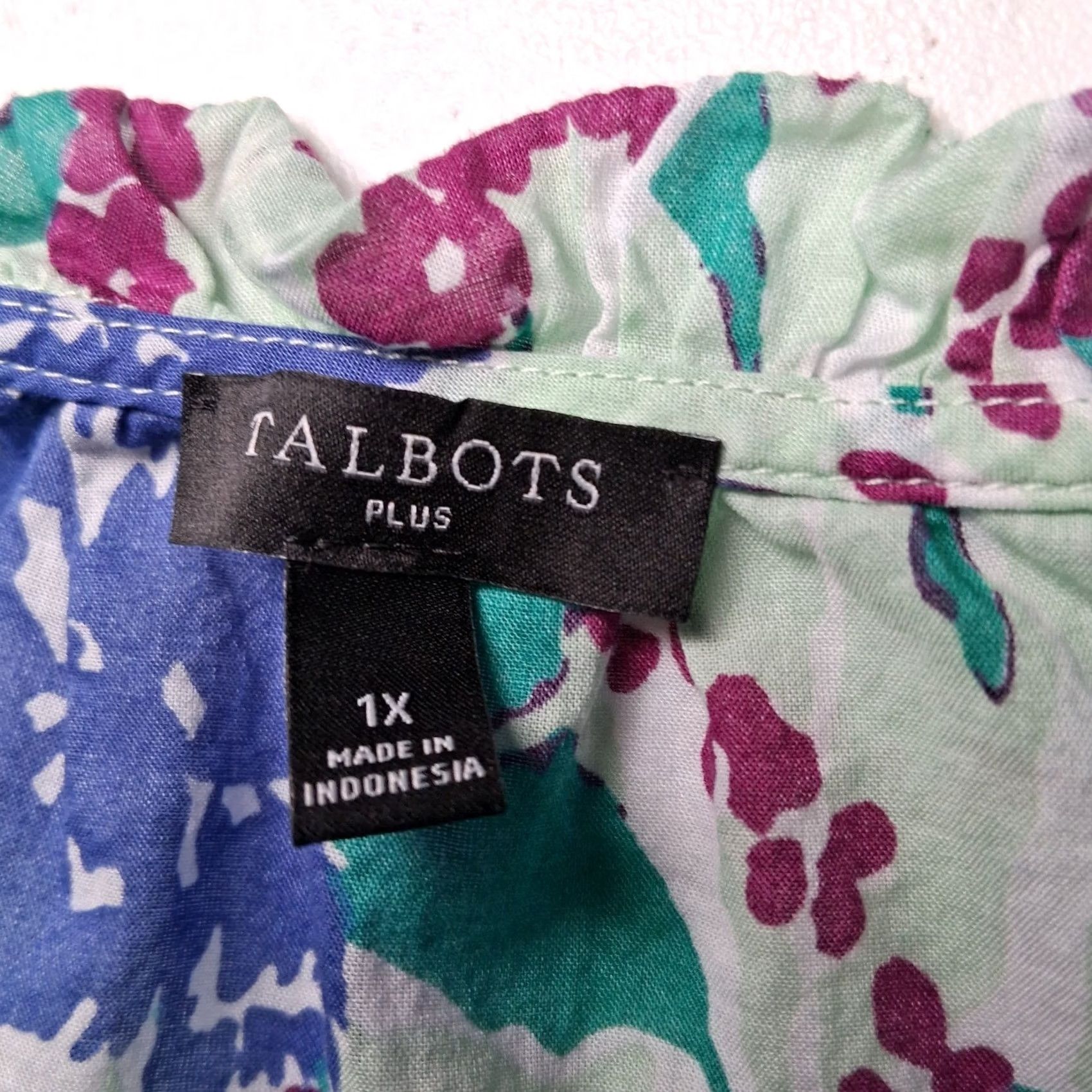 Talbots Talbots Blouse 1X Blue Purple Floral Sleeveless Ruffle V-Neck Pullover Shirt Women Plus Size Size XL / US 12-14 / IT 48-50 - 6 Thumbnail