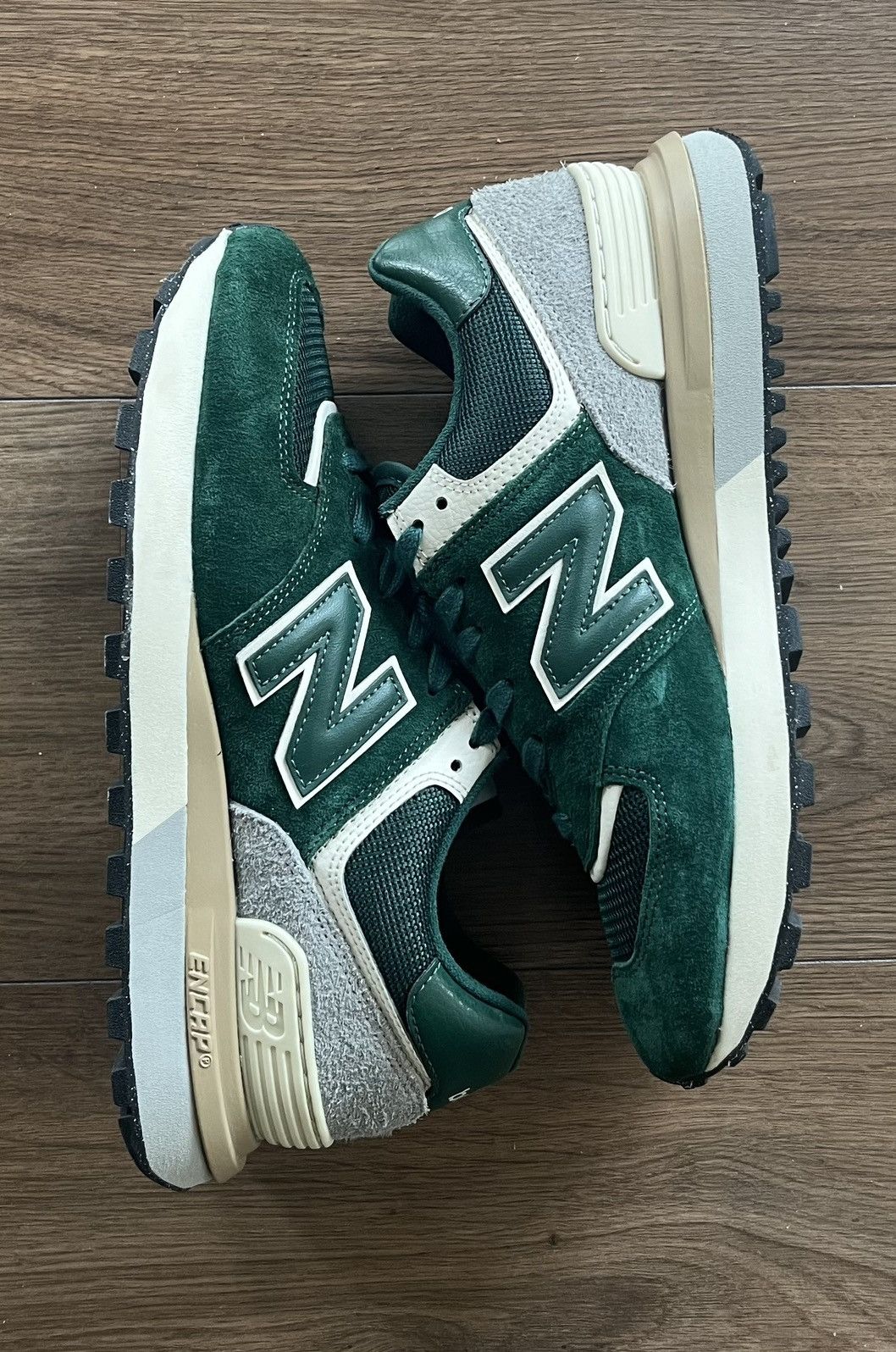 New Balance New Balance 574 Legacy Size US 8 / EU 41 - 1 Thumbnail