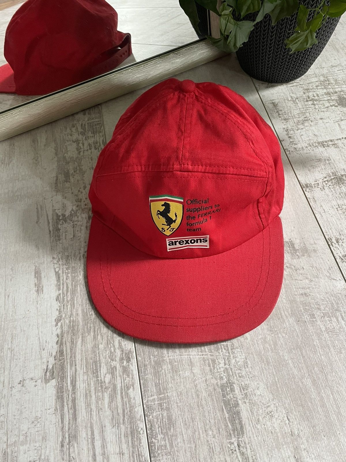 Ferrari × Formula 1 × Vintage Vintage Ferrari Formula 1 🏎️ Hat Arexons Niki Lauda 1976 RARE Size ONE SIZE - 1 Thumbnail