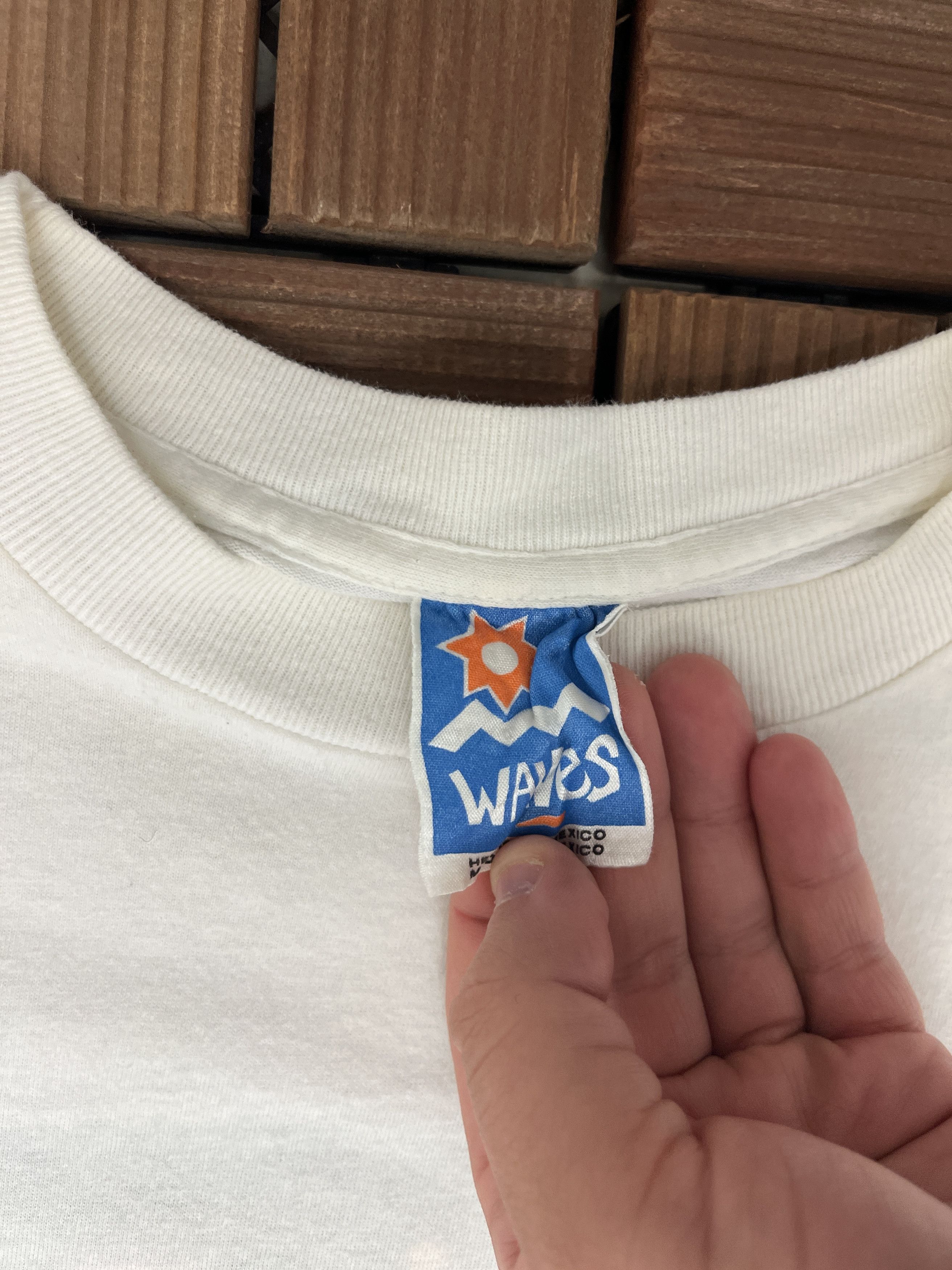 Vintage Cayman Islands Fish Vintage Tourist White T-Shirt Size US M / EU 48-50 / 2 - 6 Thumbnail