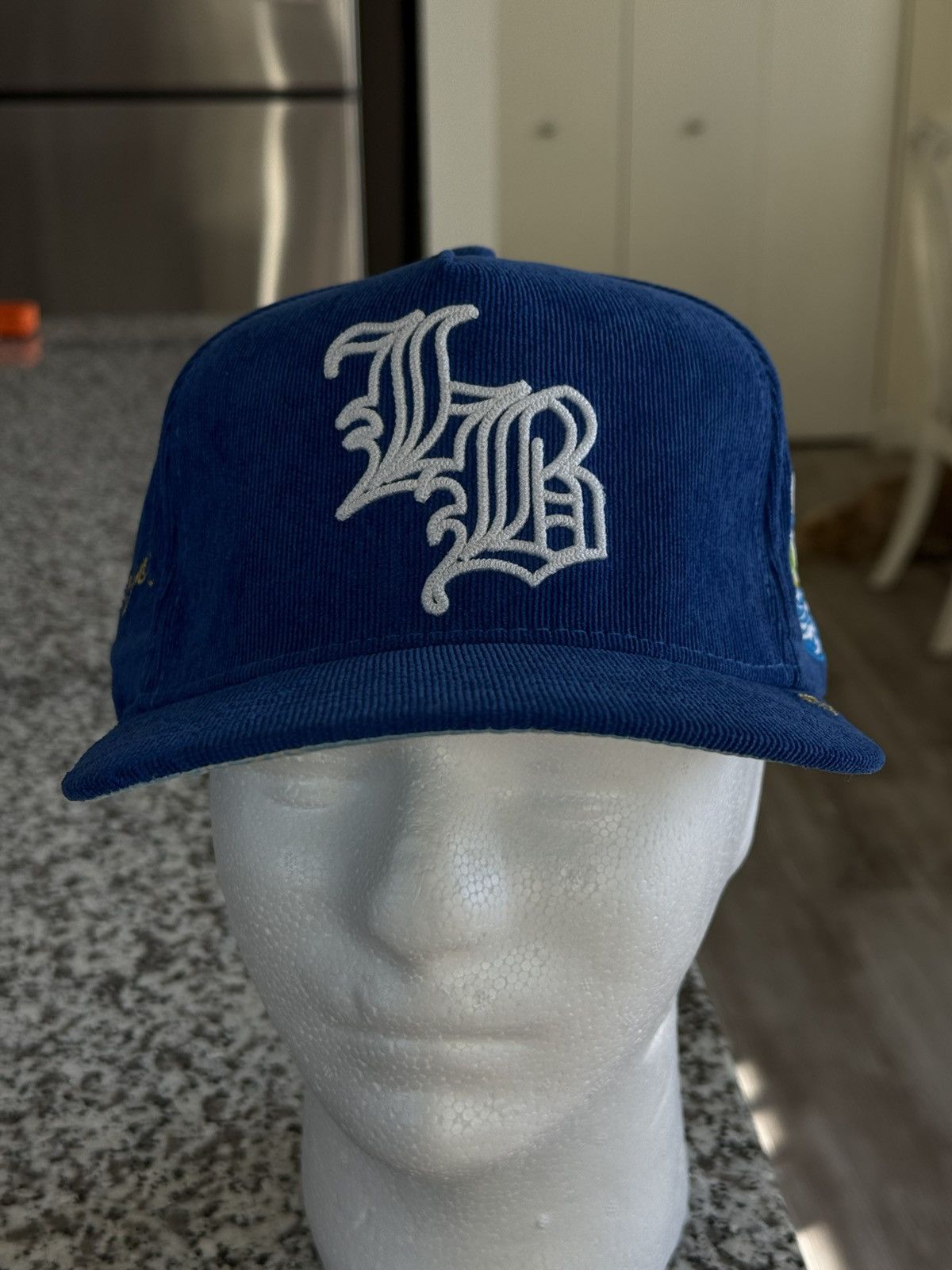 Other Dvniel Luu Blue Corduroy Long Beach snapback super Rare Size ONE SIZE - 7 Thumbnail