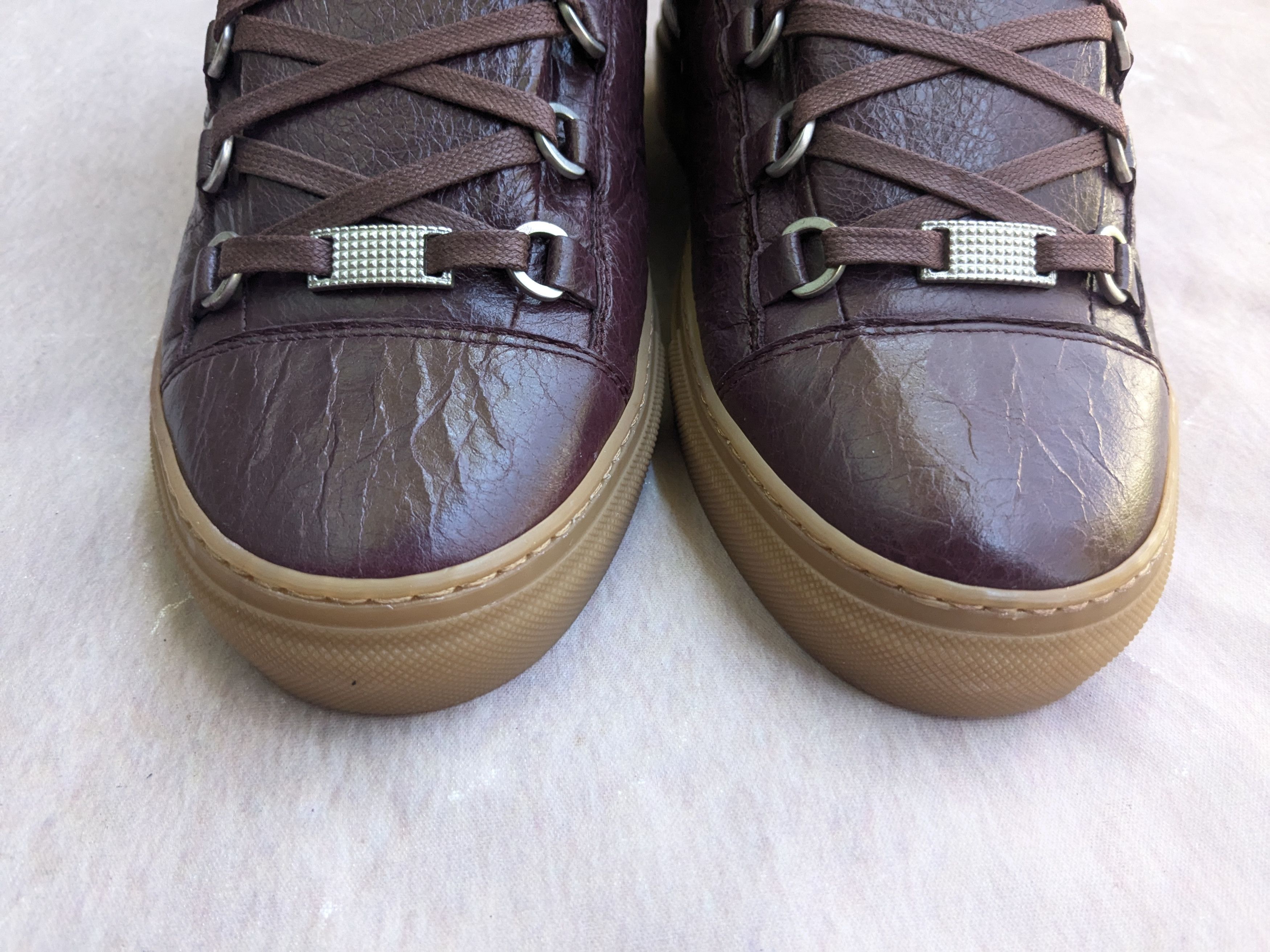 Balenciaga Balenciaga Arena Sneakers Burgundy Gum 9 High Tops Size US 9 / EU 42 - 2 Thumbnail