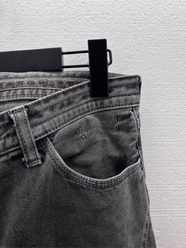 Number (N)ine Number (N)ineSize 4Washed jeans 2503-Nextarrow Size US 34 / EU 50 - 5 Thumbnail