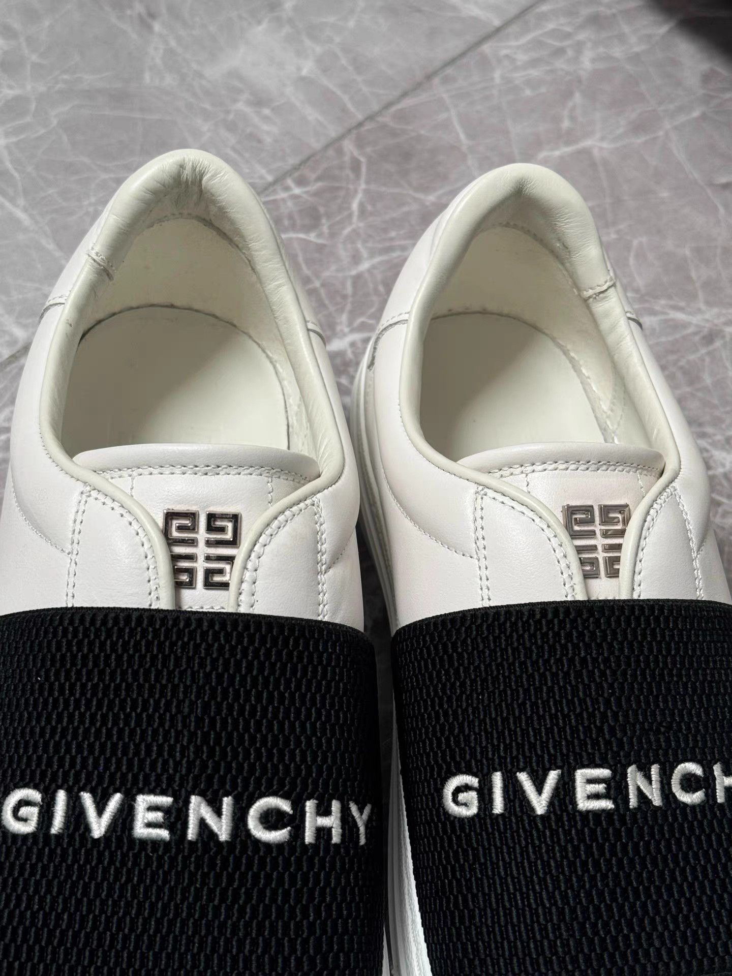 Givenchy Givenchy Black Lace-Up Sneakers K6 Size US 8 / EU 41 - 9 Thumbnail