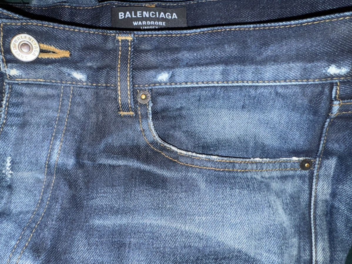 Balenciaga Balenciaga FW22 Dirty Wash Denim Size US 32 / EU 48 - 4 Thumbnail