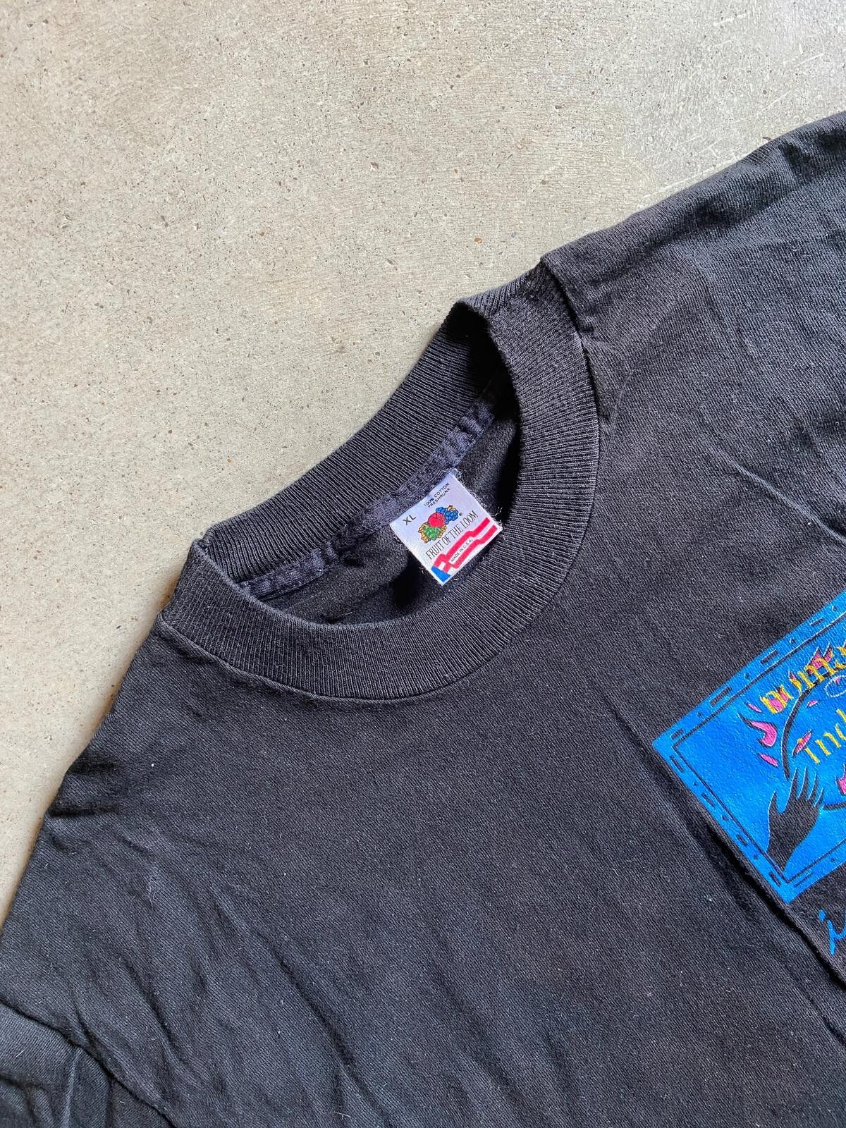 Fruit Of The Loom VTG Indigo Girls "Nomads Indians Saints" Tee Sz XL Size US XL / EU 56 / 4 - 5 Thumbnail