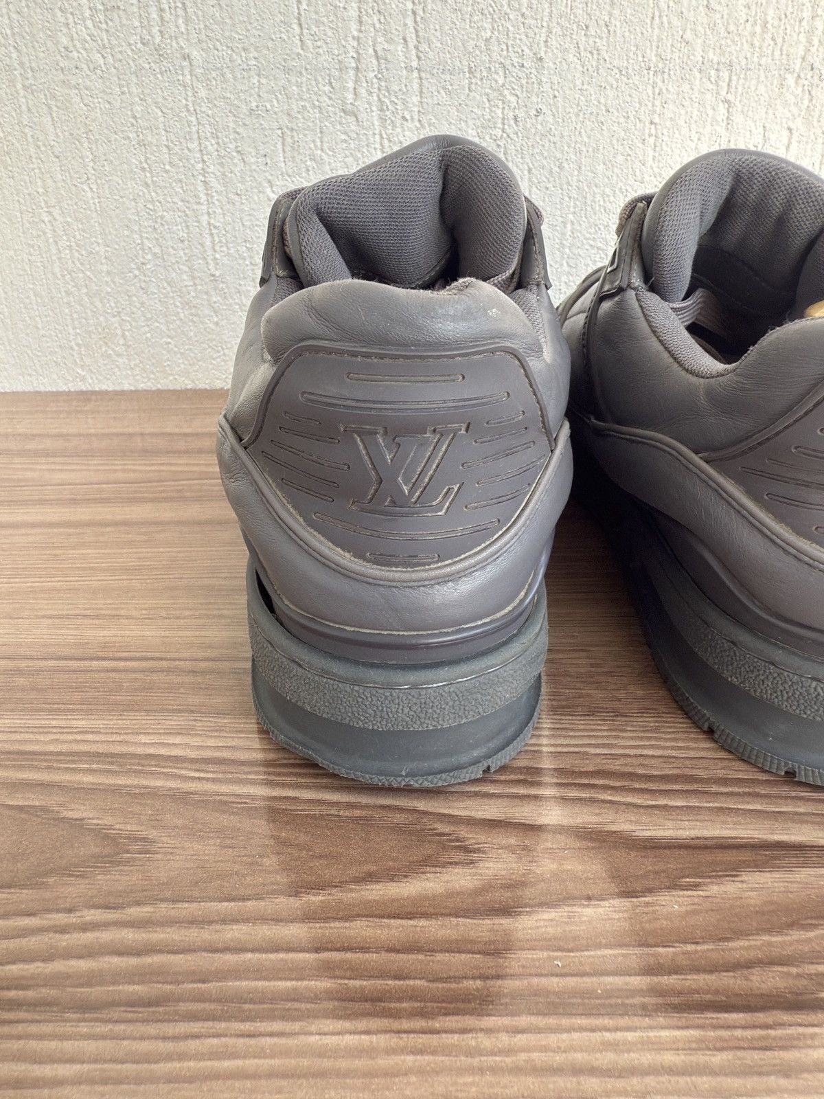 Louis Vuitton Puffy Lv trainers Size US 9 / EU 42 - 20 Thumbnail