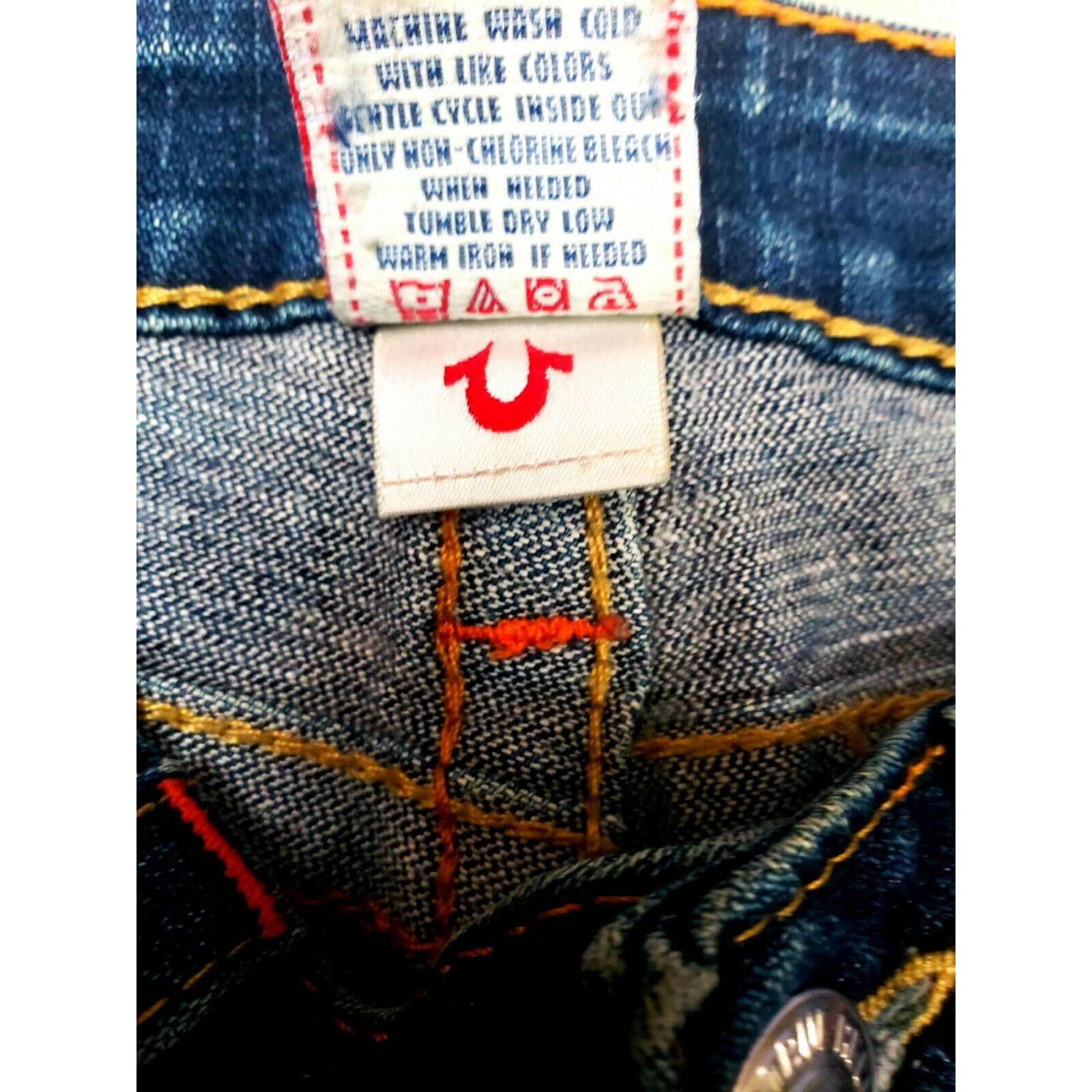 True Religion TRUE RELIGION Original Sophie Cuffed Embroidered Short Jeans Size 25" / US 0 / IT 36 - 8 Thumbnail