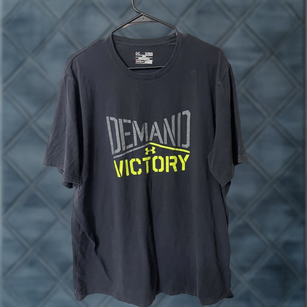 Under Armour VINTAGE Under Armour HeatGear Demand Victory T-Shirt Men XL Black Loose Fit - Sportswear Shirt Modern Era Size US XL / EU 56 / 4 - 1 Thumbnail