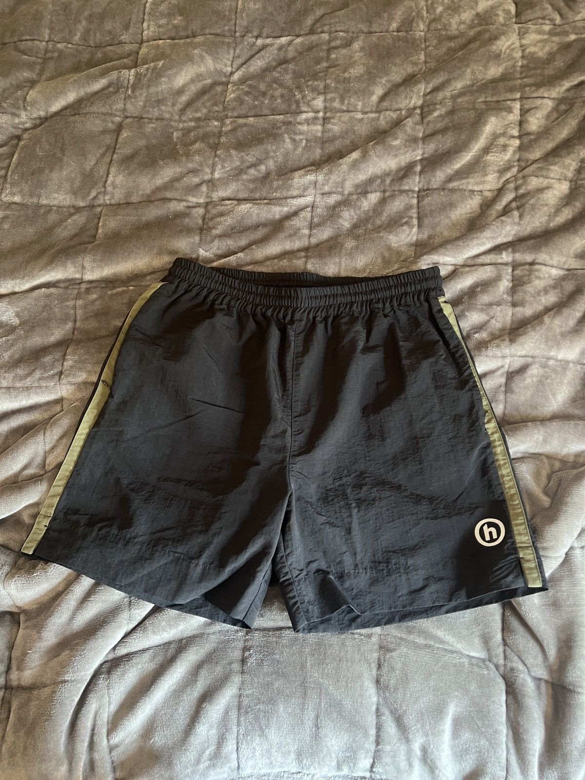 Corteiz Corteiz HMP Raw Hem shorts heather grey medium | Grailed