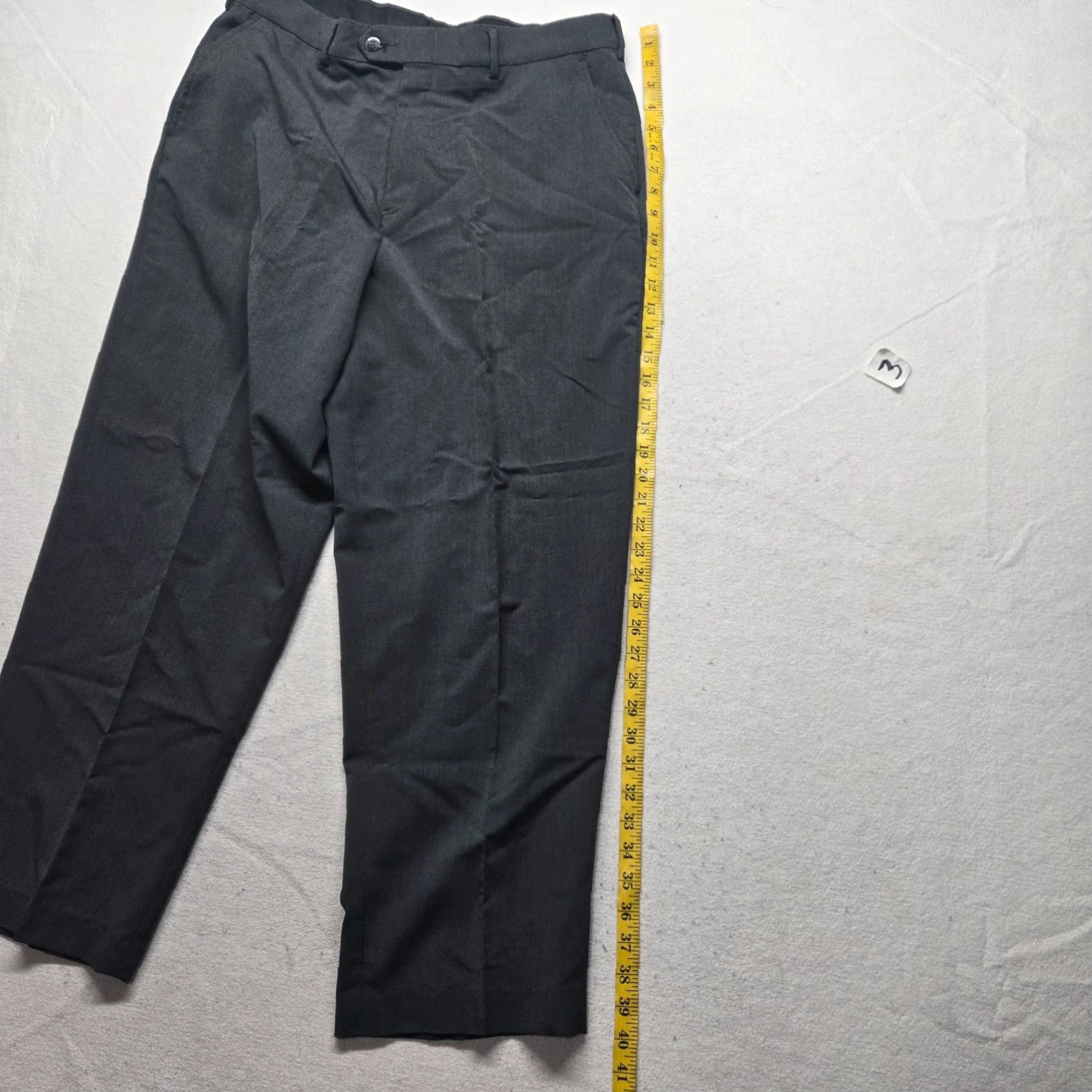 Van Heusen Van Heusen Pants Men 36x30 Gray Traveler Dress Flat Front Straight Leg Business Pants Size US 36 / EU 52 - 7 Thumbnail