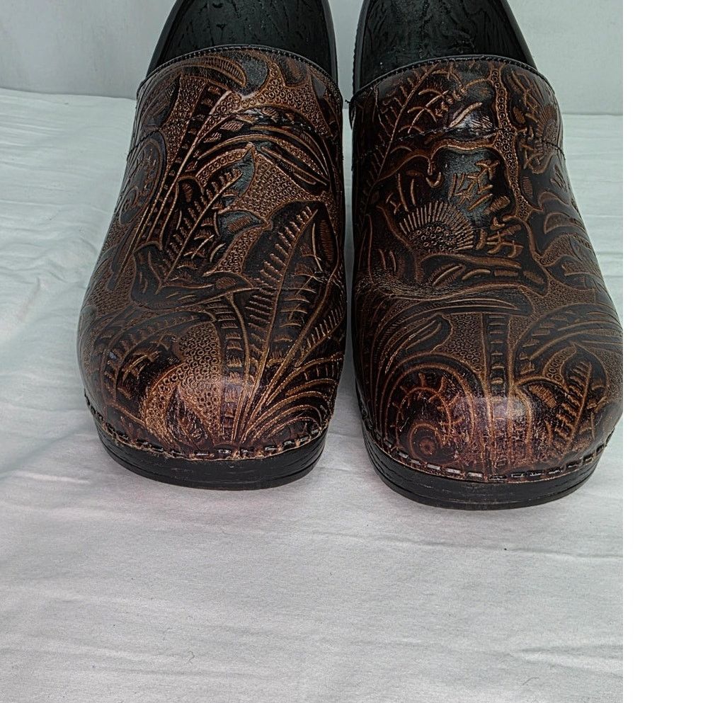 Dansko Dansko Brown Tooled Leather Clogs Embossed Slip On Shoes Size US 10.5 / IT 40.5 - 3 Thumbnail