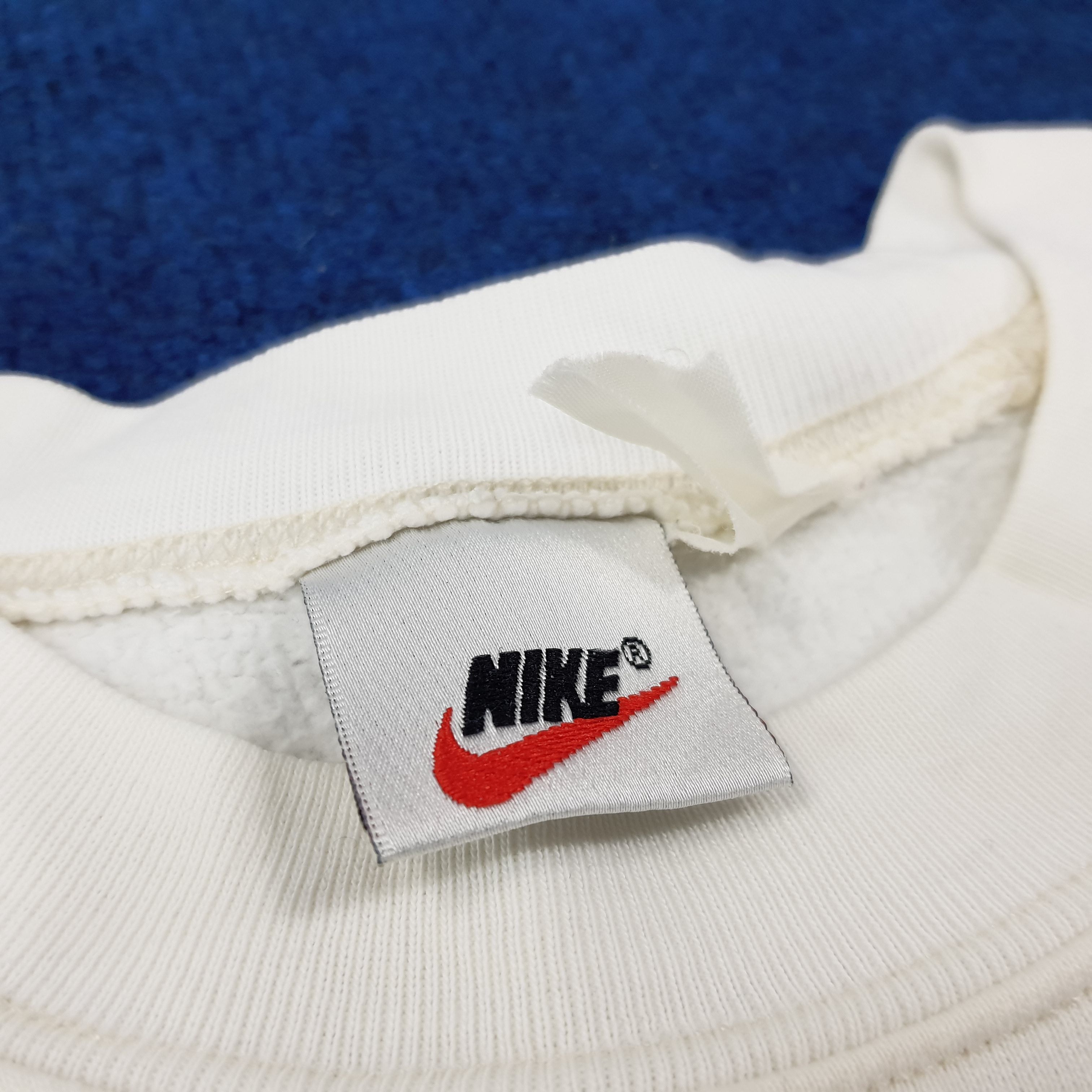 Nike × Vintage Vintage Nike Embroidery Sweatshirt C230N21 Size US S / EU 44-46 / 1 - 5 Thumbnail