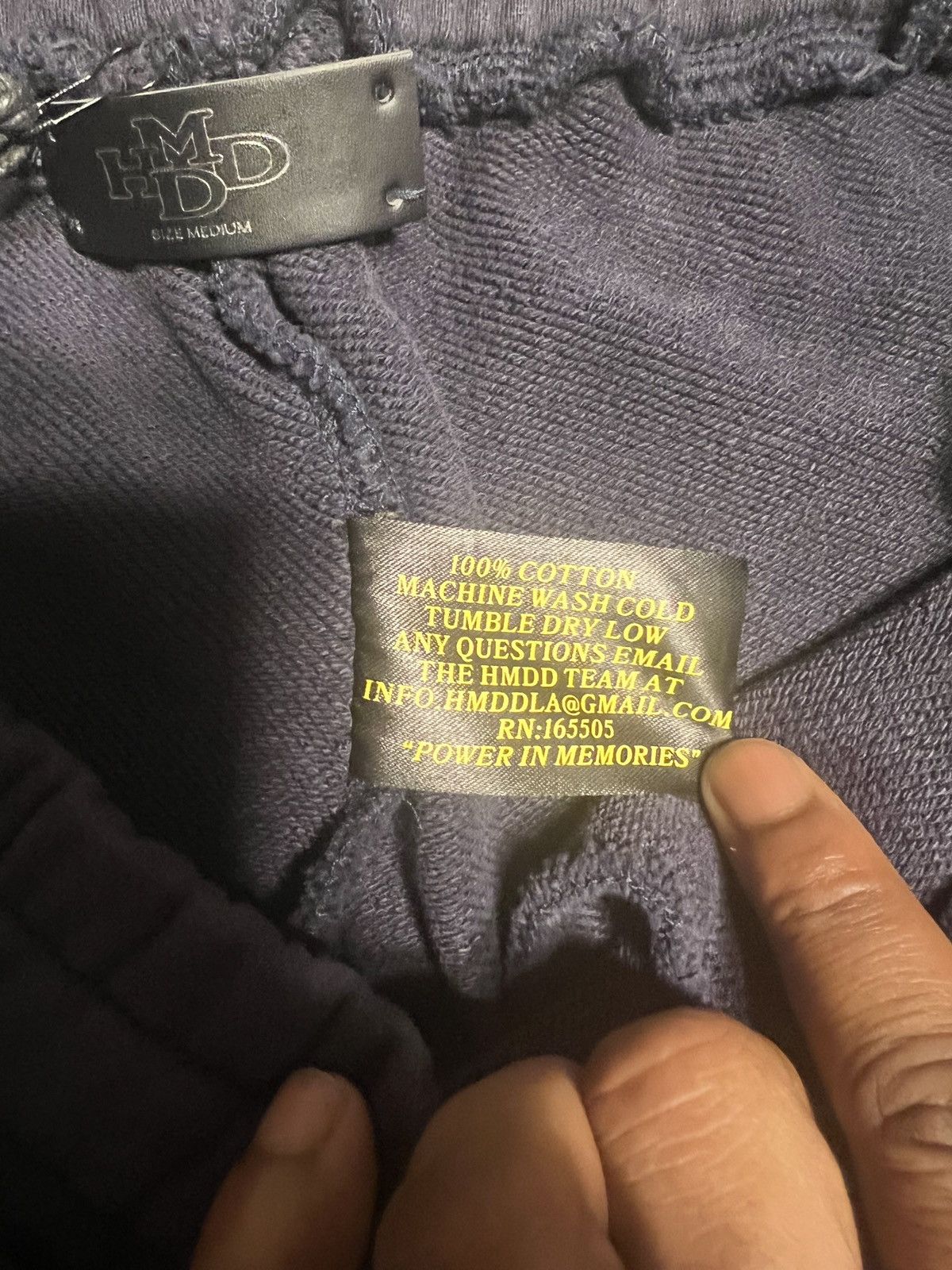 HMDD Happy Memories Don’t Die FLOWER STUDDED SCRUNCH SWEAT Medium Size US 34 / EU 50 - 6 Thumbnail