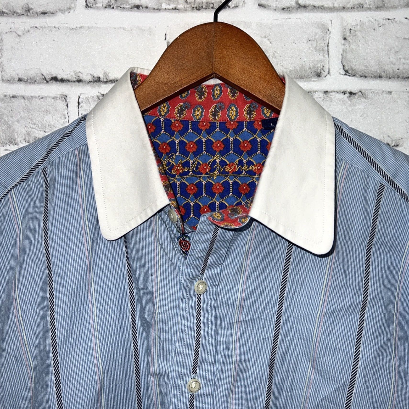Robert Graham VINTAGE Robert Graham Blue Striped Flip Cuff Button-Up Shirt Mens L Blue Stripe Long Sleeve Button-Up Shirt Mens L Size US L / EU 52-54 / 3 - 2 Thumbnail