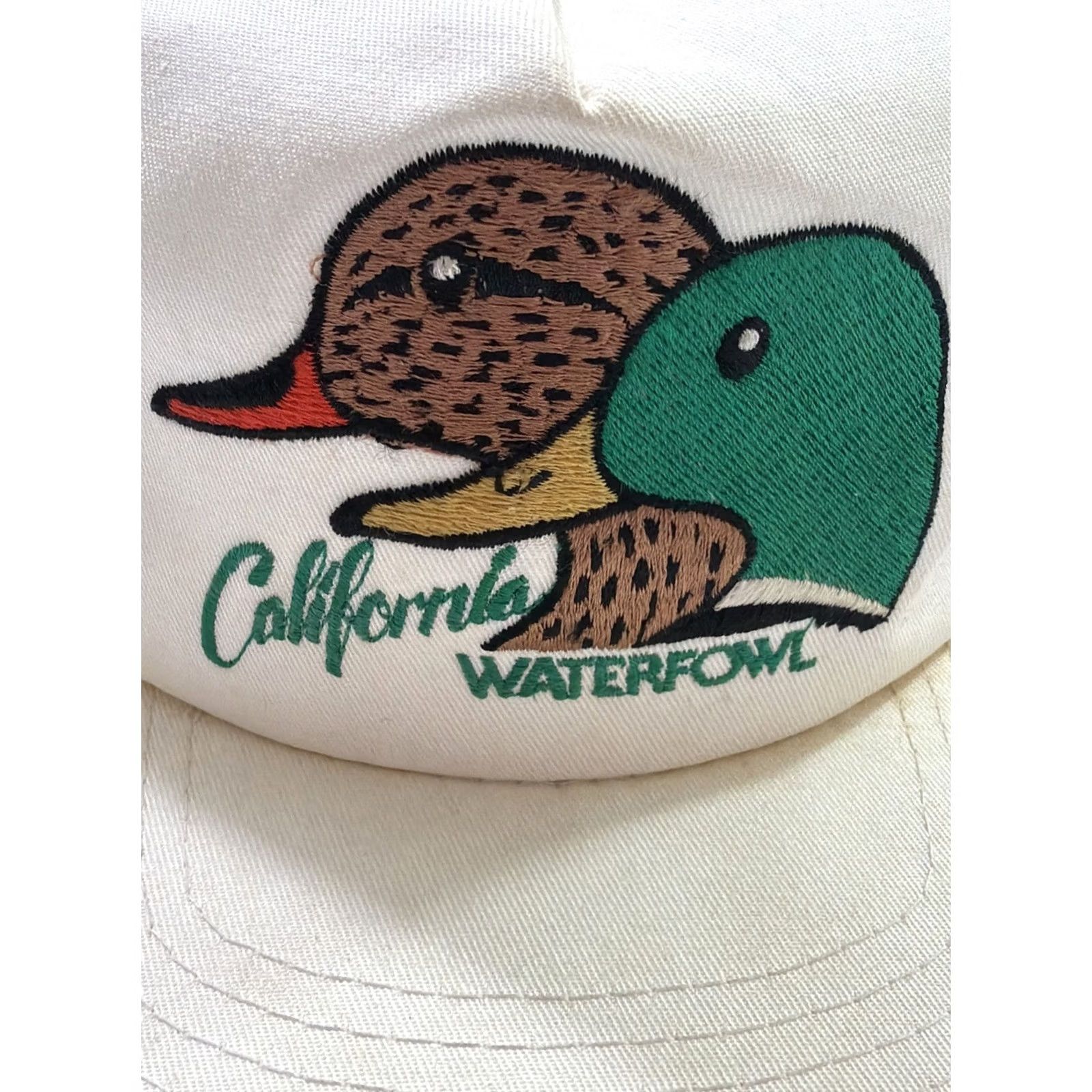 Vintage VINTAGE 90s California Waterfowl SnapBack Hat Men White Stained One Size Size ONE SIZE - 3 Thumbnail