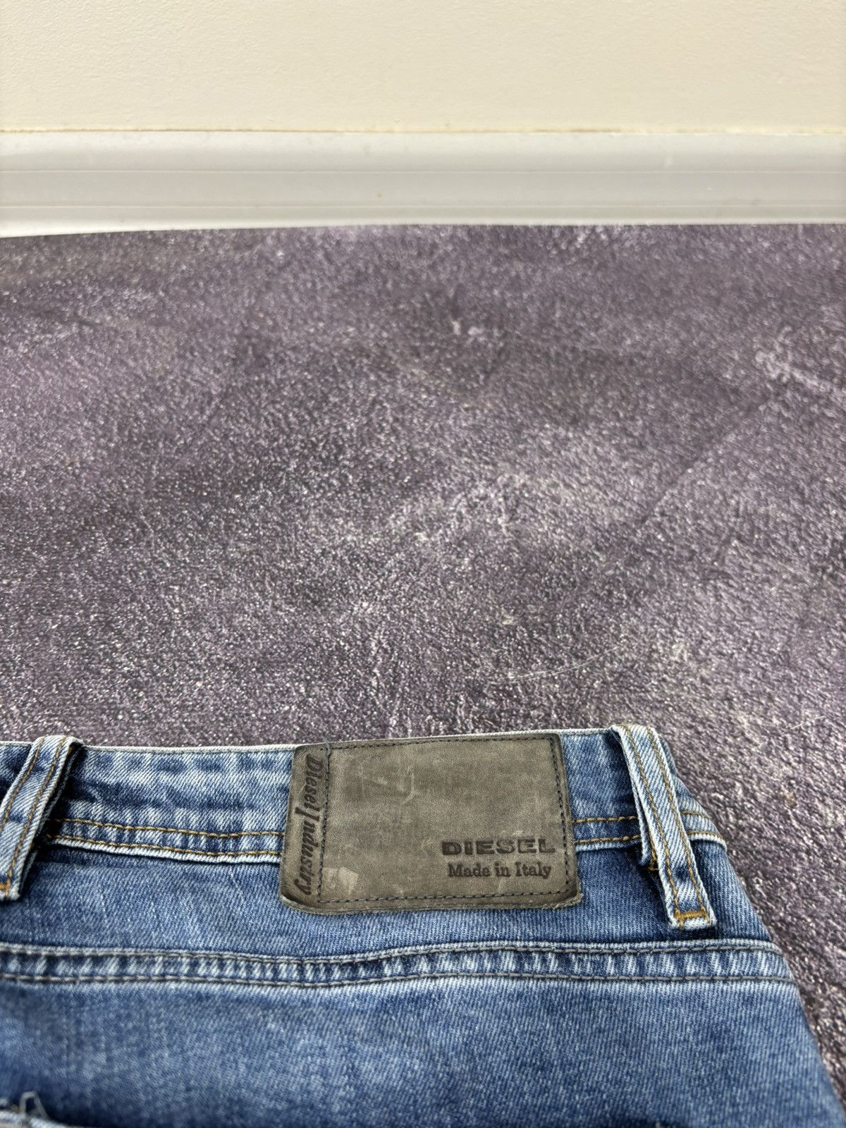 Diesel Vintage Diesel Y2K Ripped Denim Avant Garde Hype Jeans Size US 33 - 8 Thumbnail