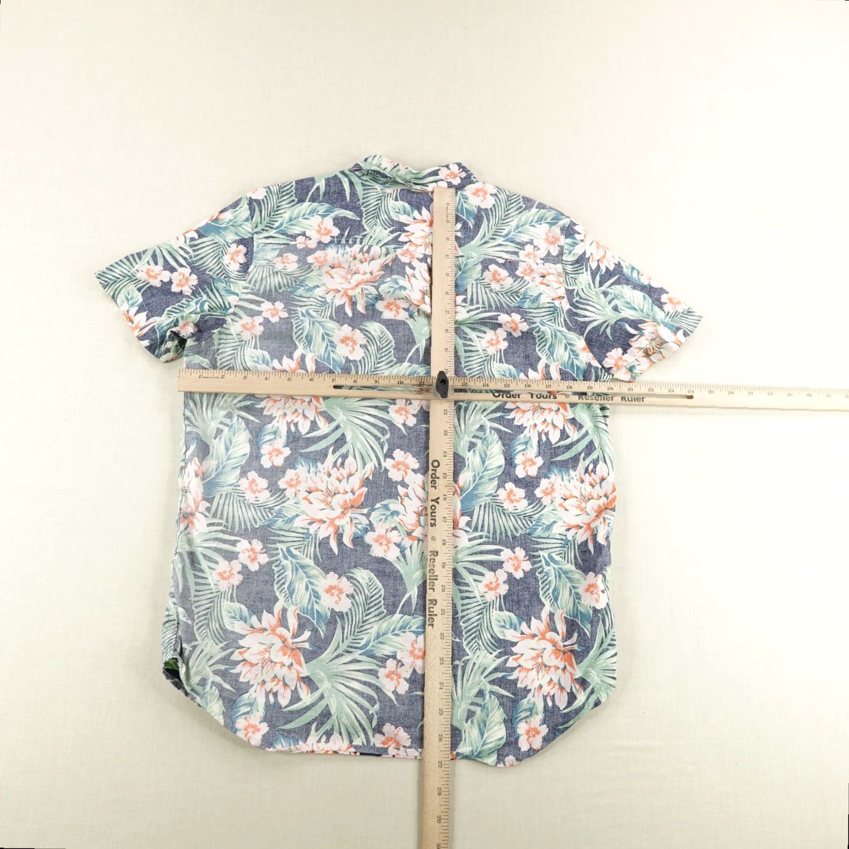 Chubbies Chubbies Shirt Small Mens Blue Floral Hawaiian Button-Up Short Sleeve Cotton Elastane Size US S / EU 44-46 / 1 - 7 Thumbnail