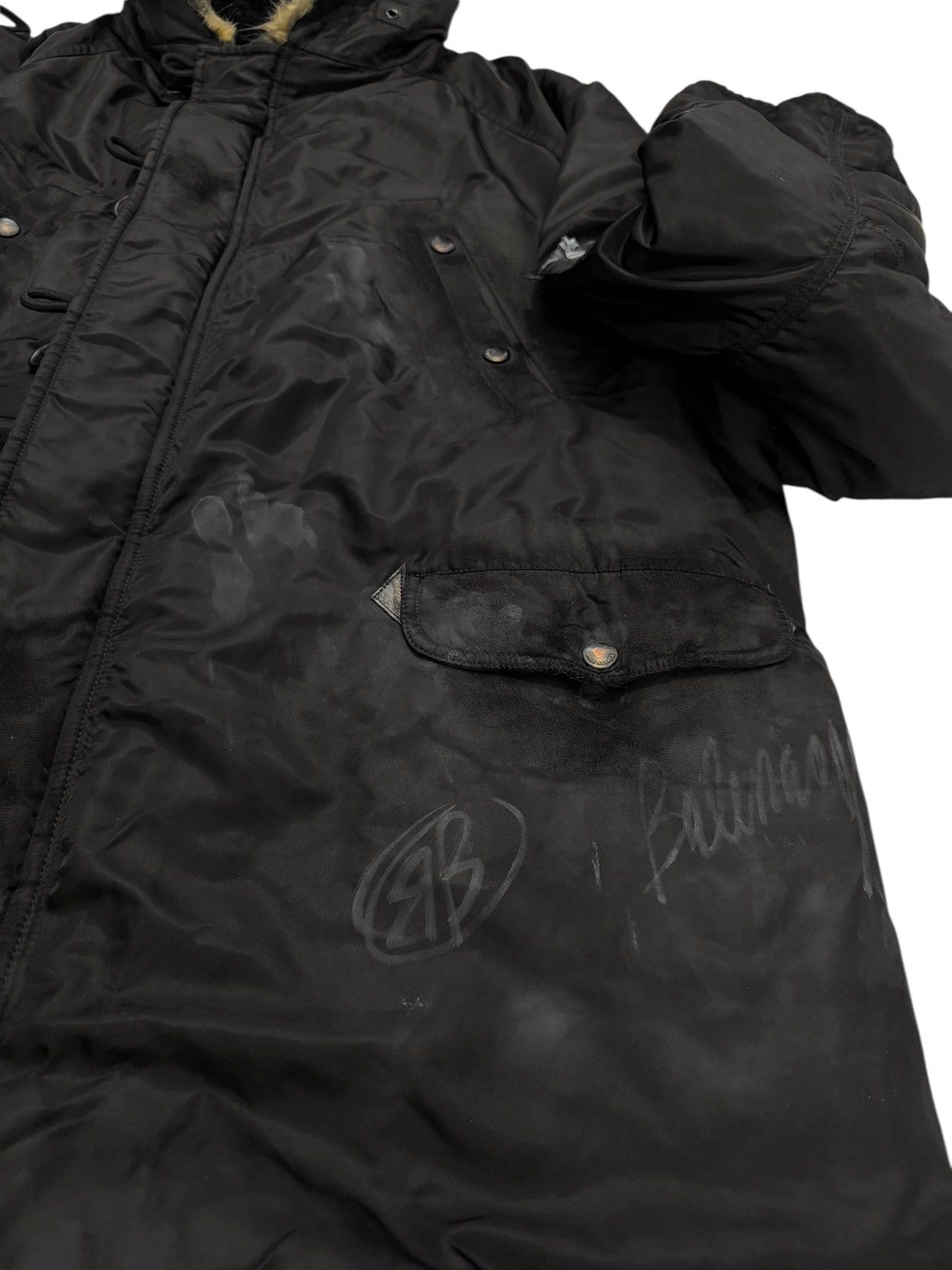 Balenciaga $4050 Distressed Mud Show Graffiti N3B Military Parka Size US M / EU 48-50 / 2 - 6 Thumbnail
