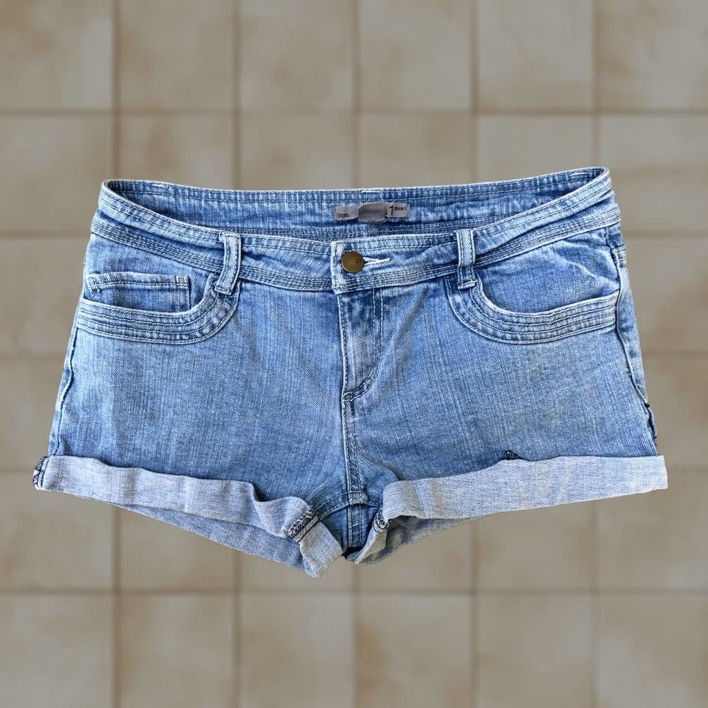 Forever 21 FOREVER 21 Women's Summer Denim Shorts | 28 | Blue | Denim | Shorts | Regular | Pockets Men’s? Size 28" / US 6 / IT 42 - 1 Thumbnail