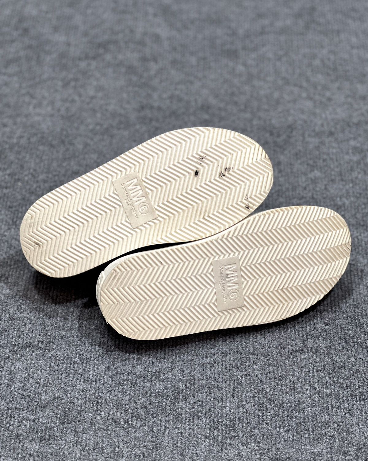 MM6 Maison Margiela Wmns Platform Low Size US 6.5 / IT 36.5 - 9 Thumbnail