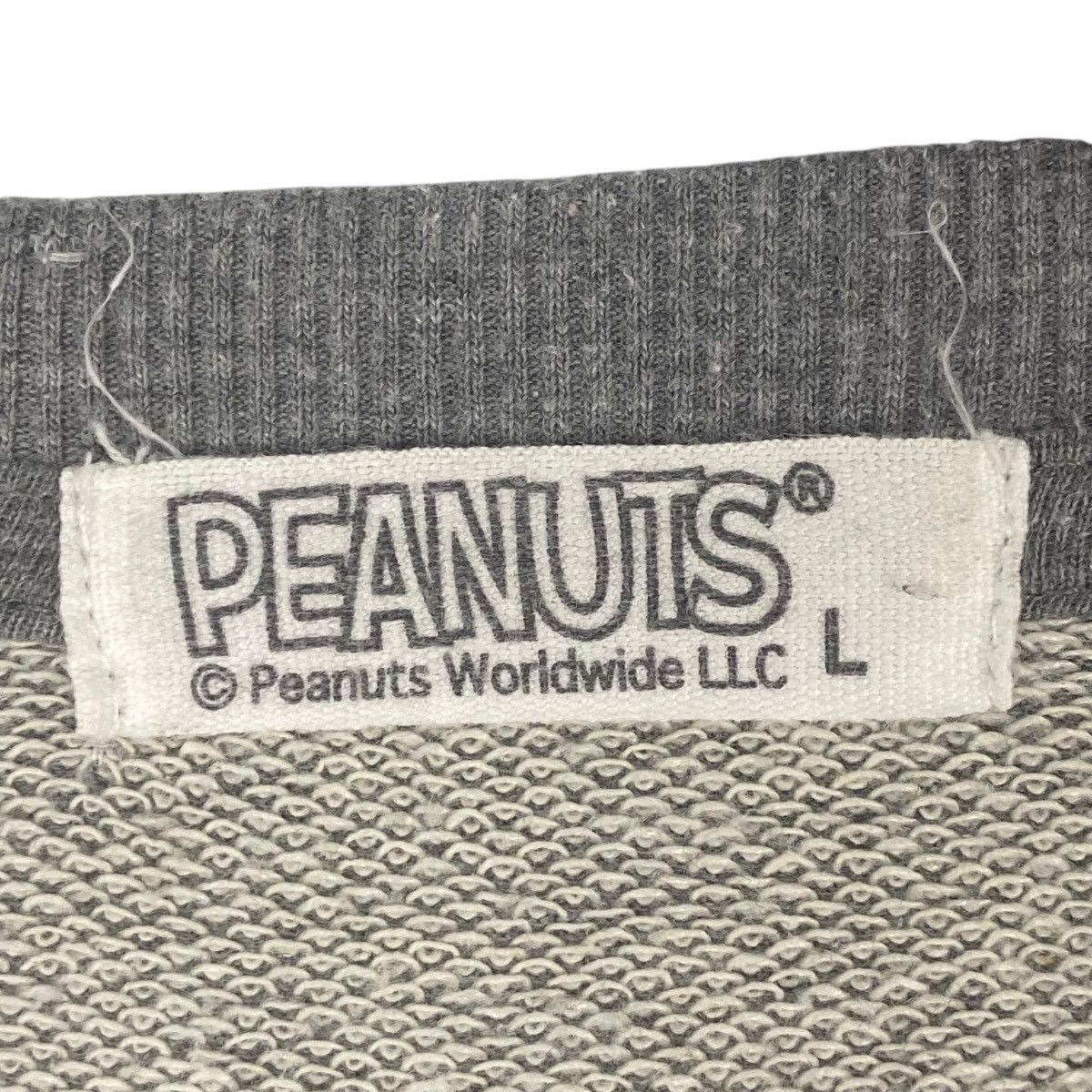 Snoop Dogg Vintage Peanuts Snoopy Uniqlo Crewneck Sweatshirt GraySize L Size L / US 10 / IT 46 - 8 Thumbnail