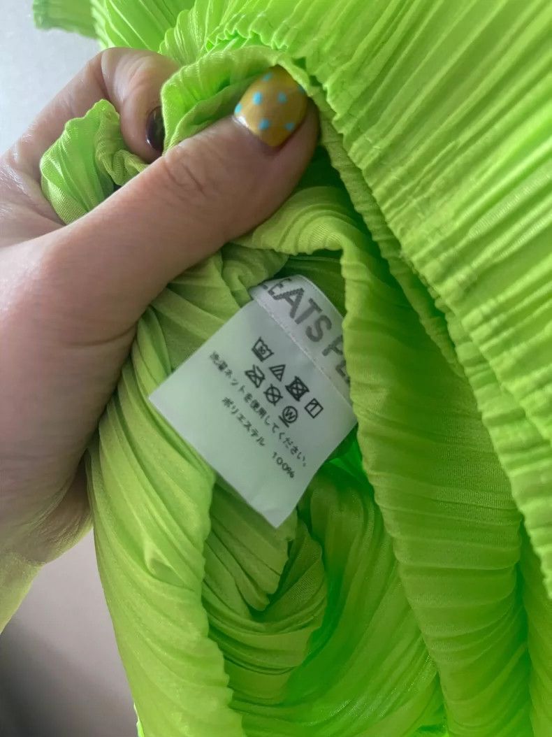 Issey Miyake Issey Miyake size:3 Green pleated kelp top Size S / US 4 / IT 40 - 3 Thumbnail