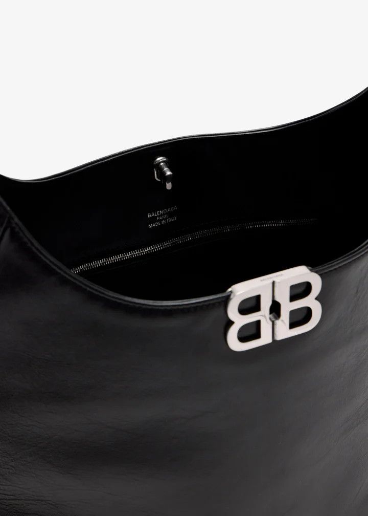 Balenciaga o1s1rm1225 Size: OS / BB Soft Medium Hobo Bag in Black Size ONE SIZE - 4 Thumbnail