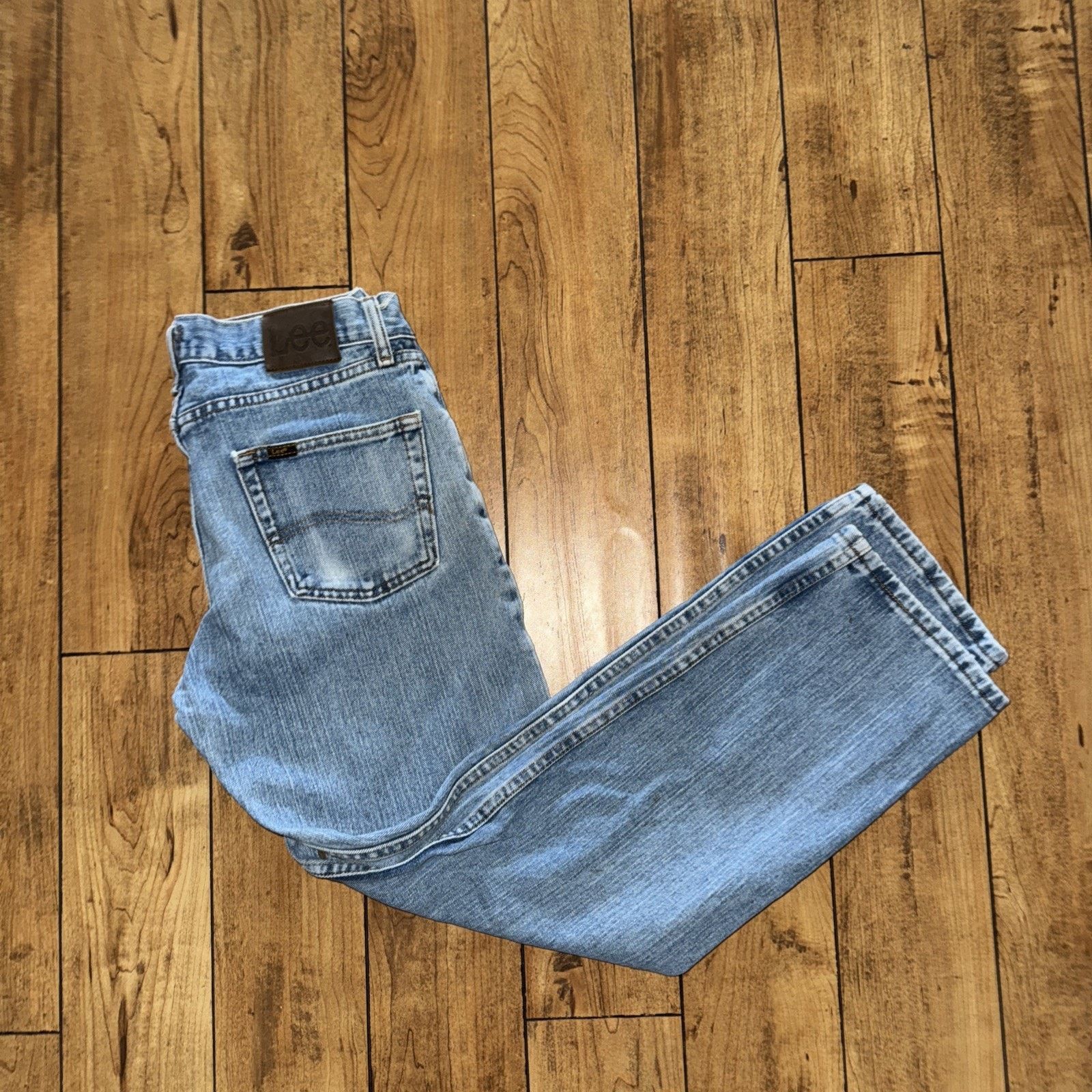 Lee × Vintage × Western Rise Lee Regular Fit Denim Jeans 30x30 W Paint Splatter Size US 30 / EU 46 - 1 Thumbnail
