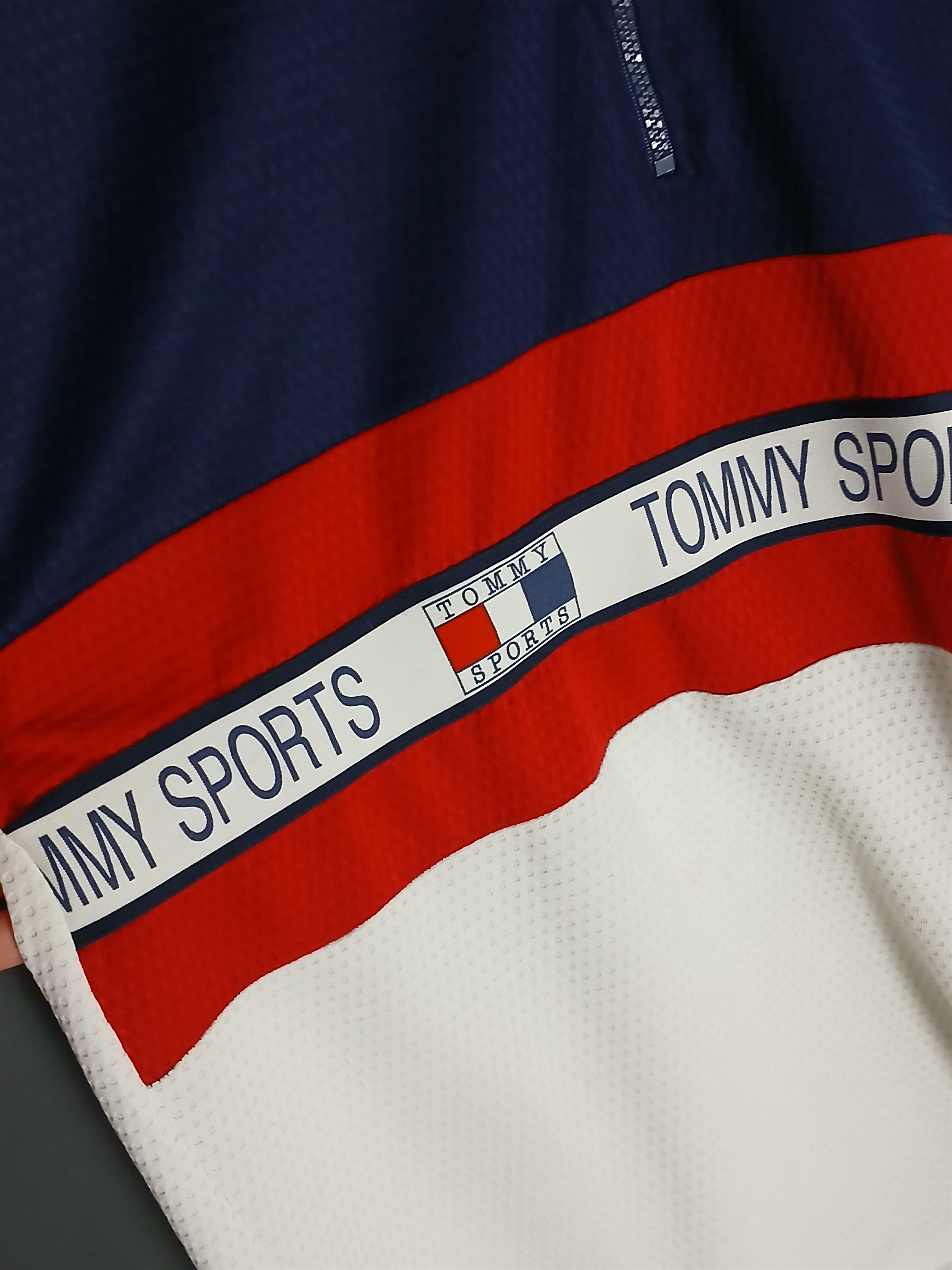 Tommy Hilfiger Tommy Hilfiger T-Shirt Size US L / EU 52-54 / 3 - 3 Thumbnail