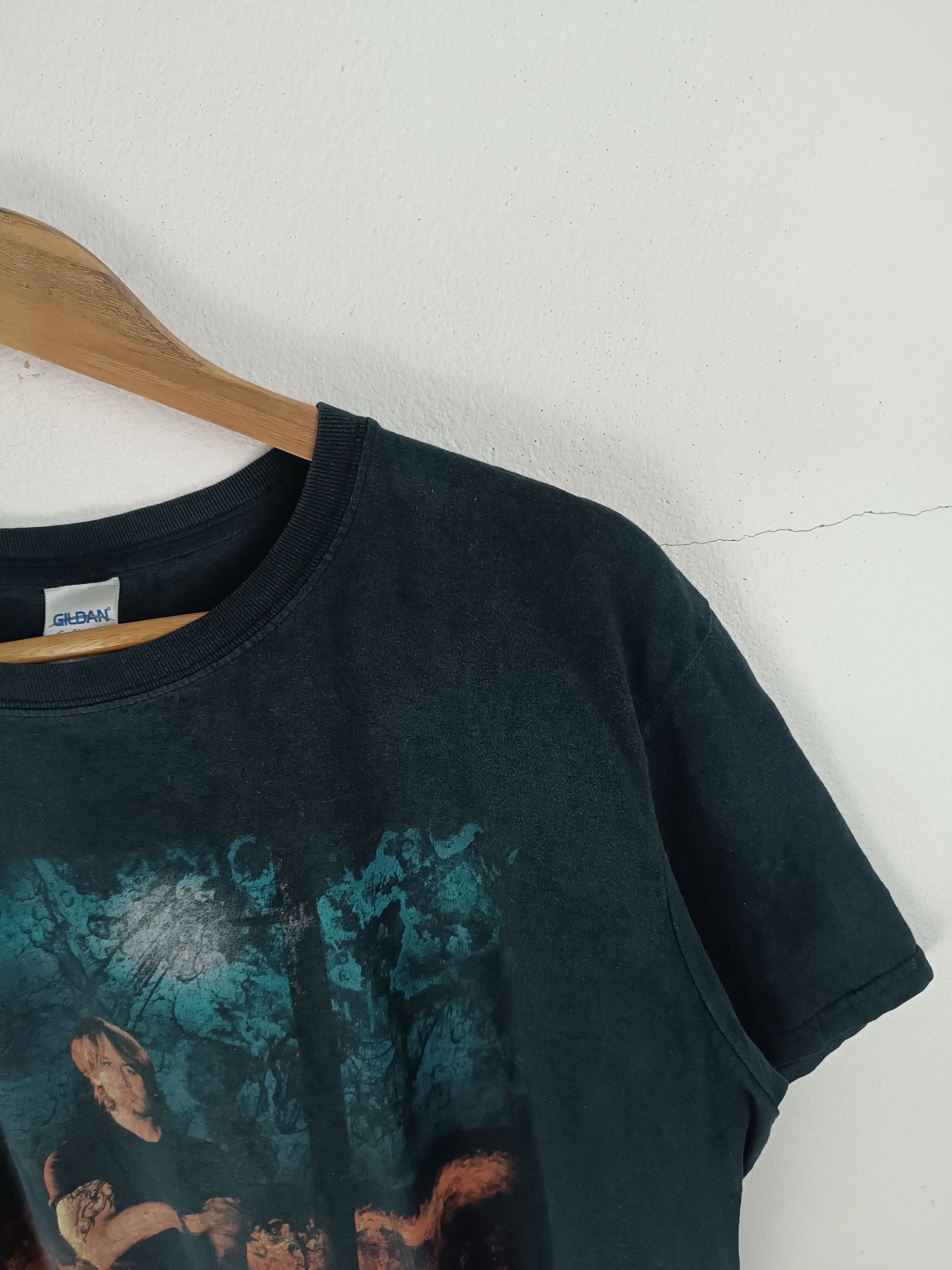 FADED VINTAGE 2014 KEITH URBAN TOUR TEE blake shelton church