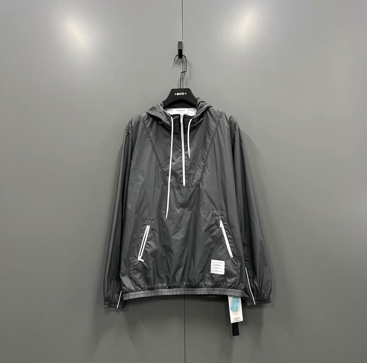 Thom Browne Thom Browne Nylon Half-Zip Hooded Jacket J41 Size US S / EU 44-46 / 1 - 1 Thumbnail