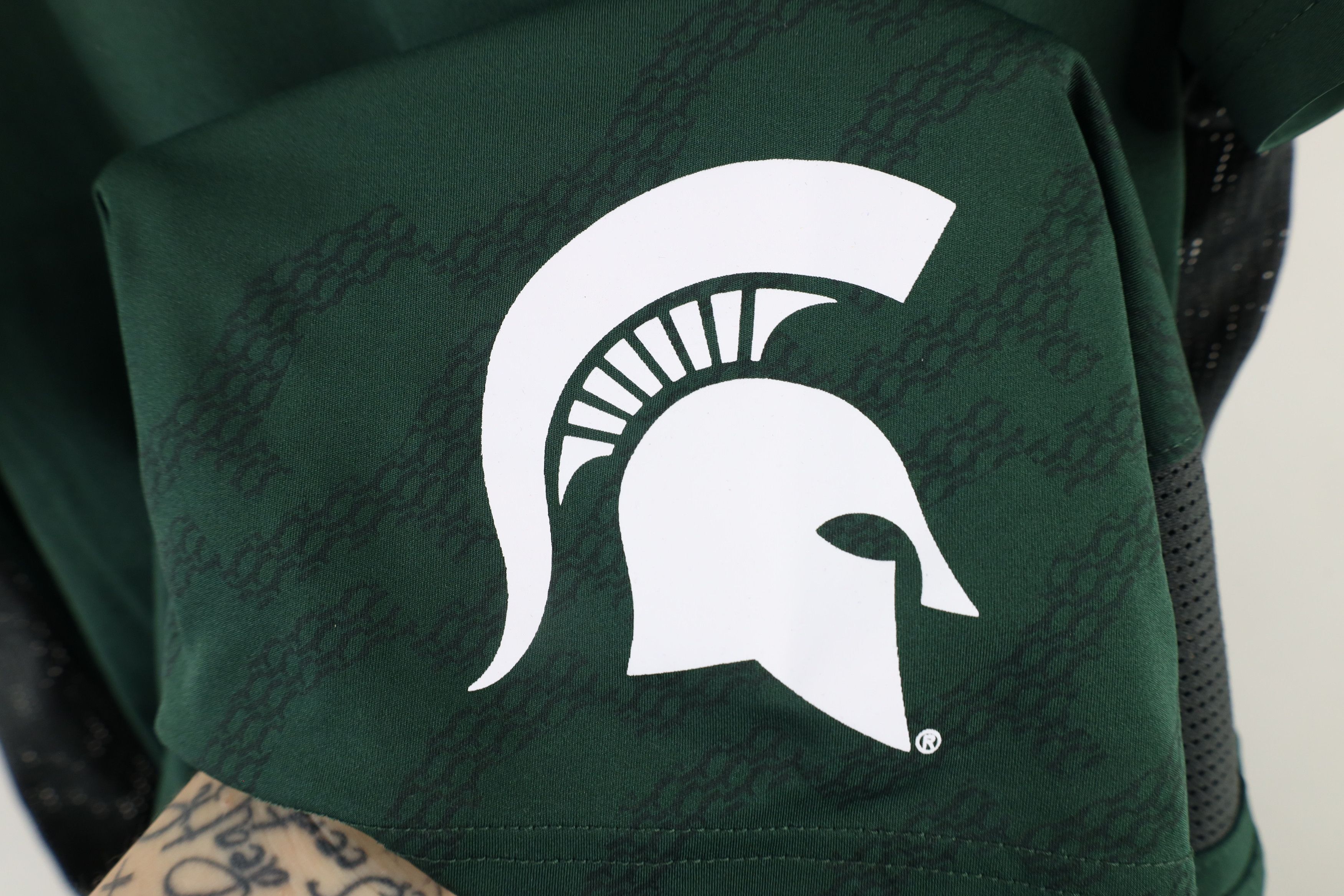 Nike × Vintage Nike Michigan State University Short Sleeve T-Shirt Green Size US L / EU 52-54 / 3 - 5 Thumbnail
