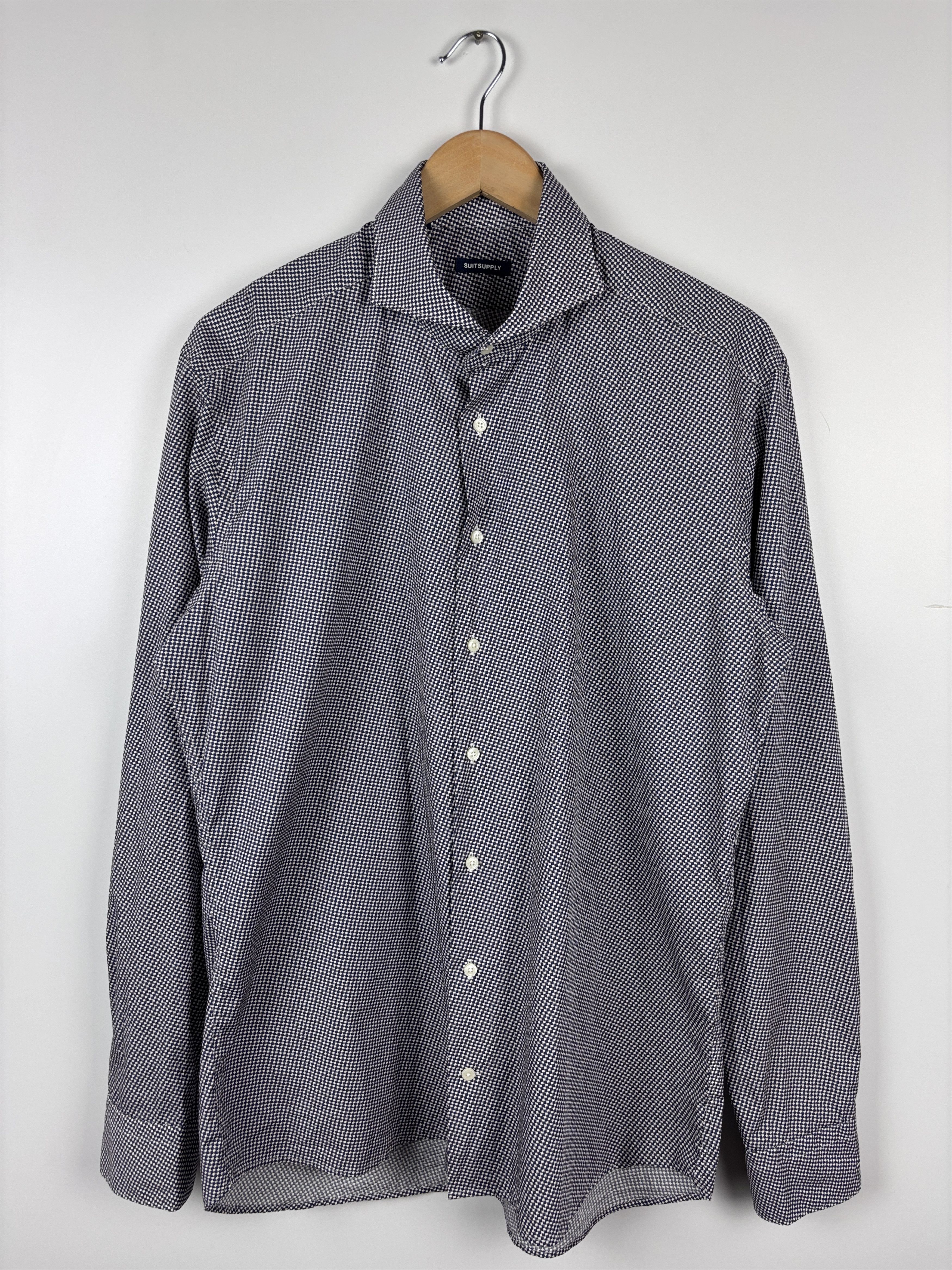 Suitsupply Suitsupply Houndstooth Button Down Dress Shirt Size 42/16.5 Size US L / EU 52-54 / 3 - 1 Thumbnail
