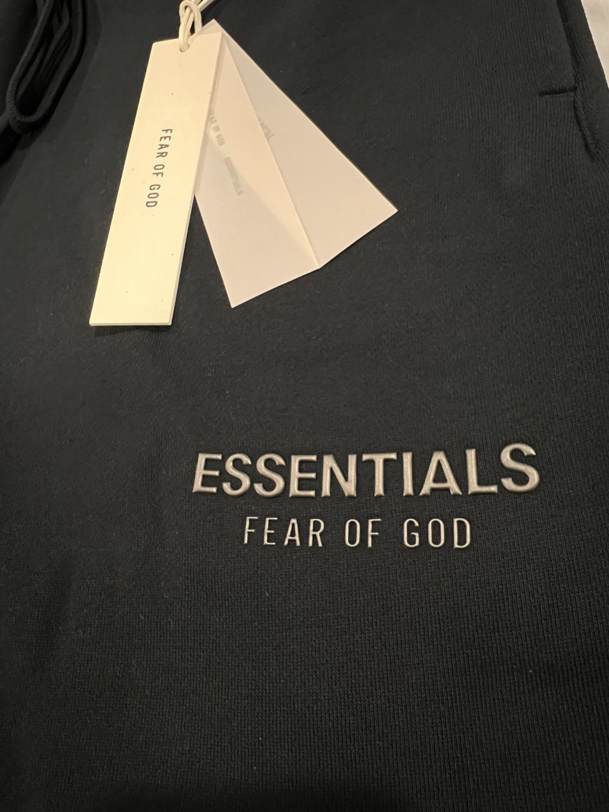 Essentials Fear of god essentials jet black classic sweatshorts Size L Size US 32 / EU 48 - 3 Thumbnail