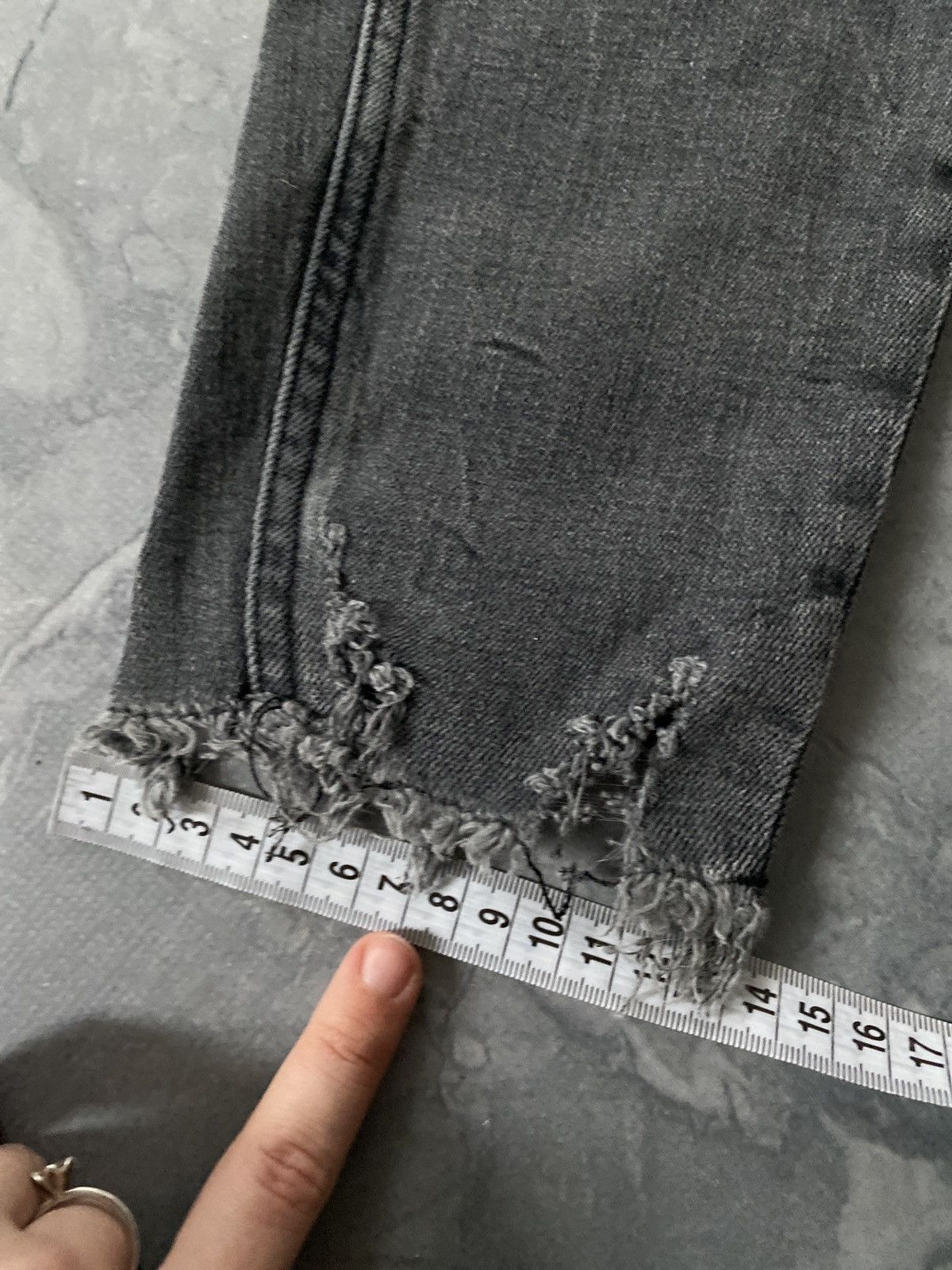 Japanese Brand 2000s Punk Distressed Raw Hem Jeans – Heavy Fade Size US 32 / EU 48 - 9 Thumbnail