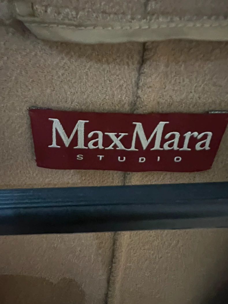 Max Mara Max Mara Wool coat Size M / US 6-8 / IT 42-44 - 2 Thumbnail