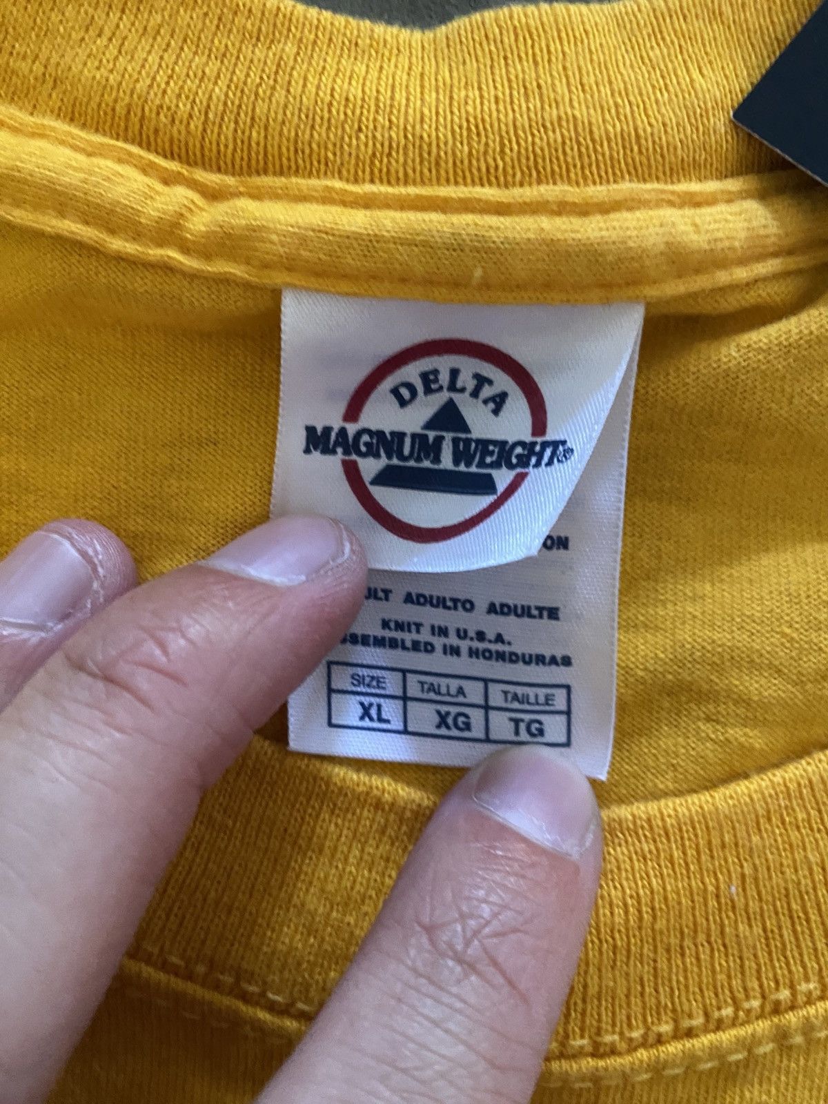 Vintage Vintage Los Angeles Lakers Gold Tee Size US XL / EU 56 / 4 - 3 Thumbnail