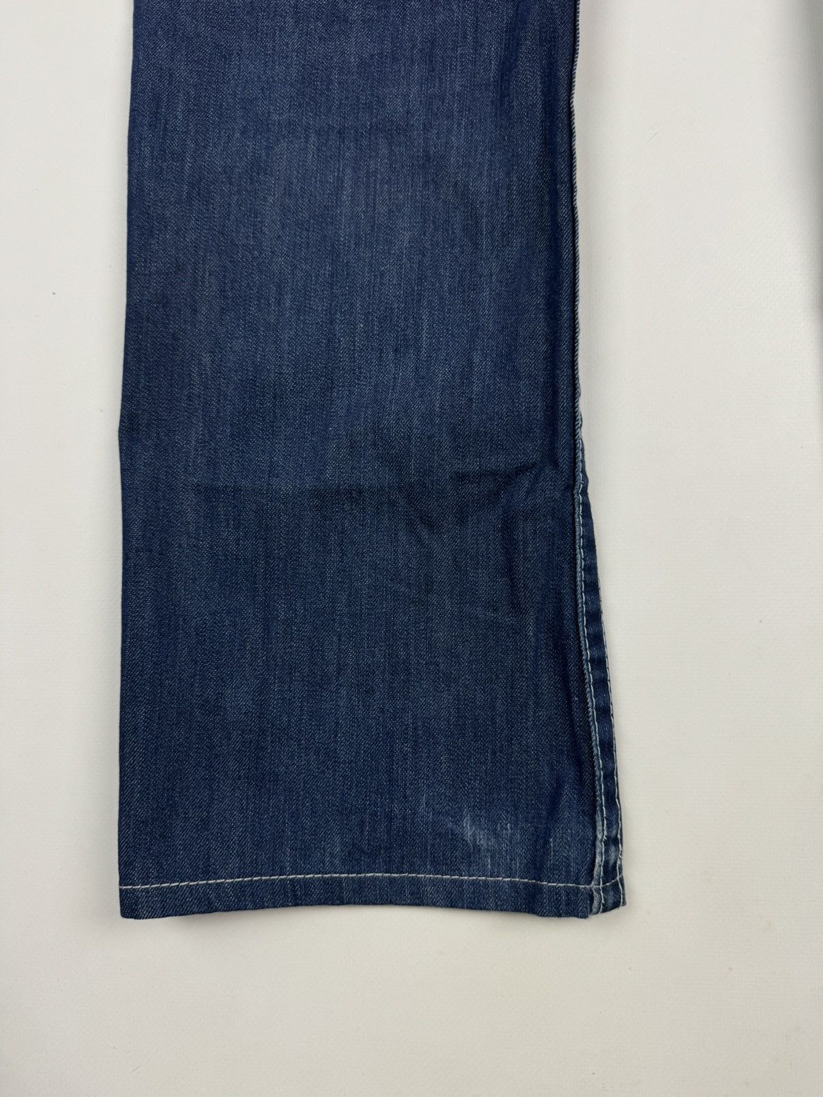 True Religion True Religion Blue Jeans Made in USA SIZE 32 Size US 32 / EU 48 - 14 Thumbnail