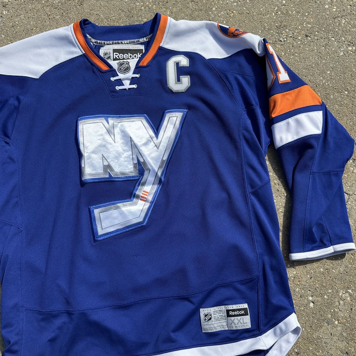 Reebok New York Islanders John Tavares Stadium Series jersey Size US XXL / EU 58 / 5 - 3 Thumbnail