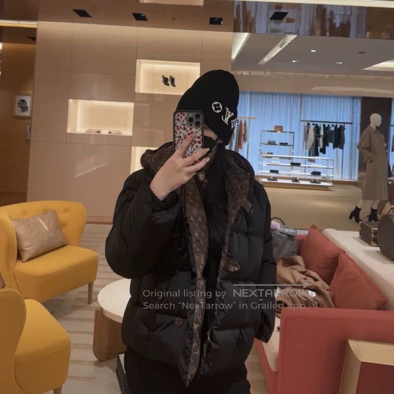 Louis Vuitton Louis Vuitton Ski series full of presbyopic Logo down jack Size XXS / US 00 / IT 34 - 8 Thumbnail