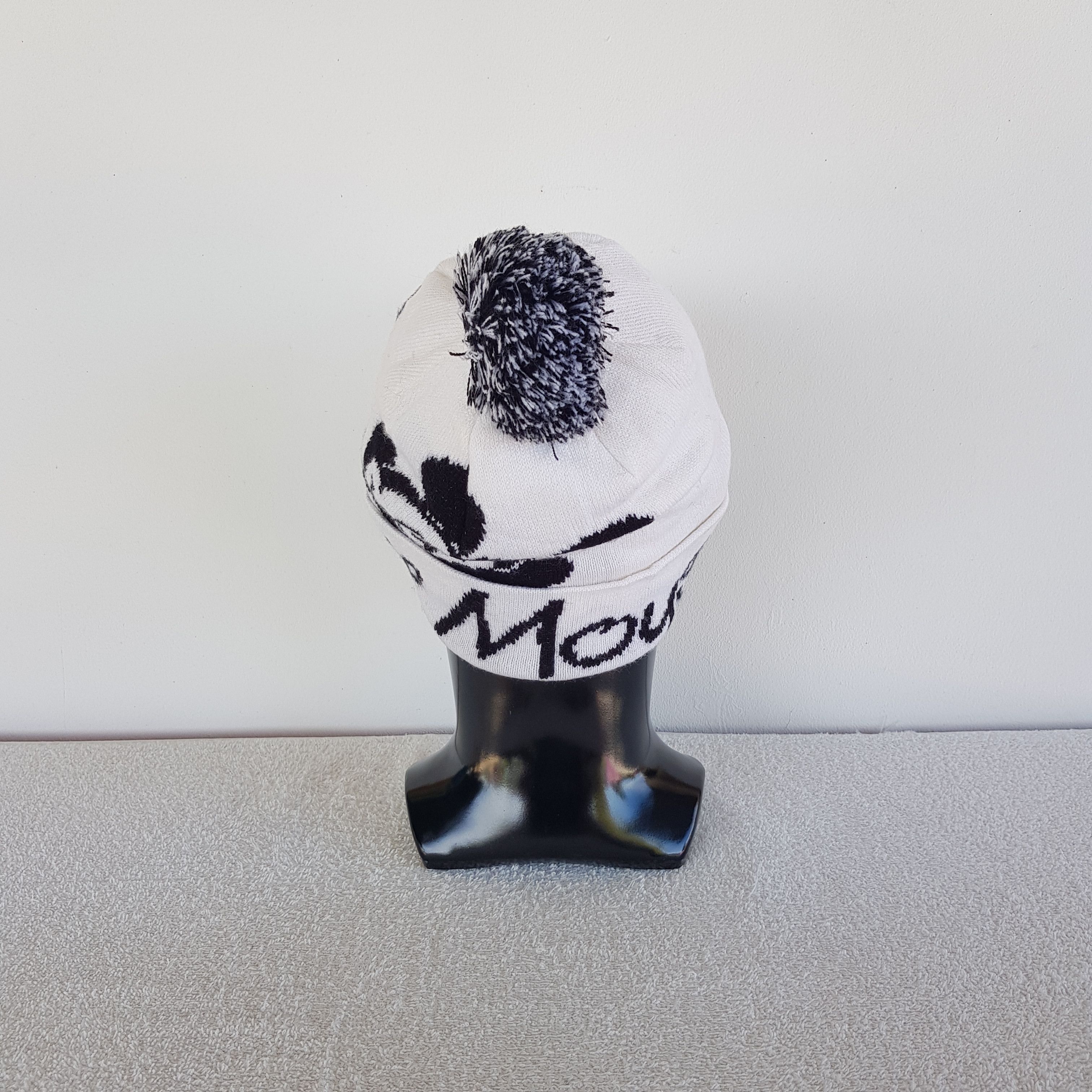 Disney Vintage Mickey Mouse Beanie Cartoon Disney Snow Caps Ski Hat Size ONE SIZE - 5 Thumbnail